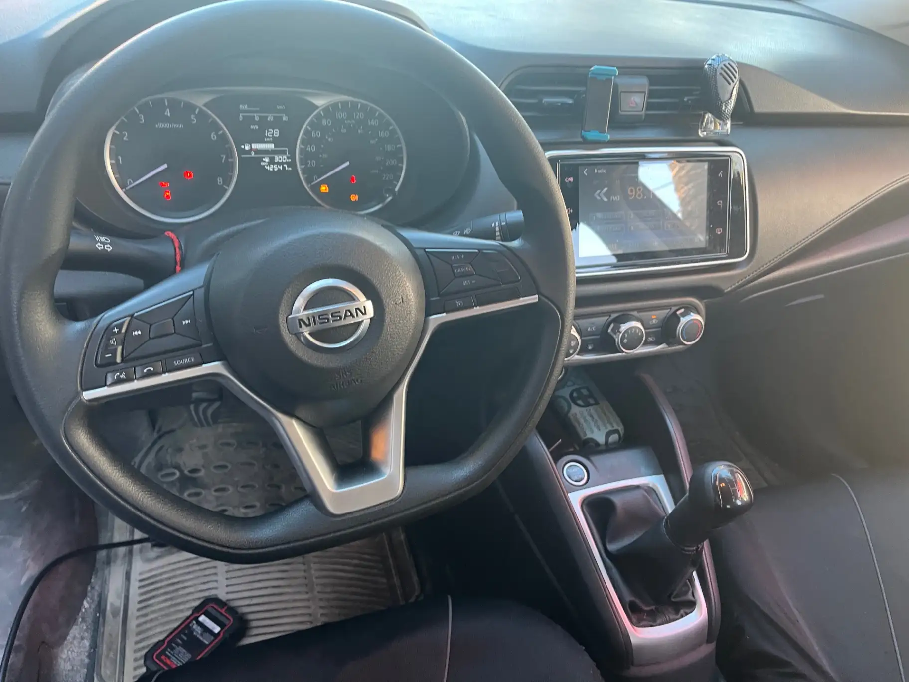 NISSAN - 2