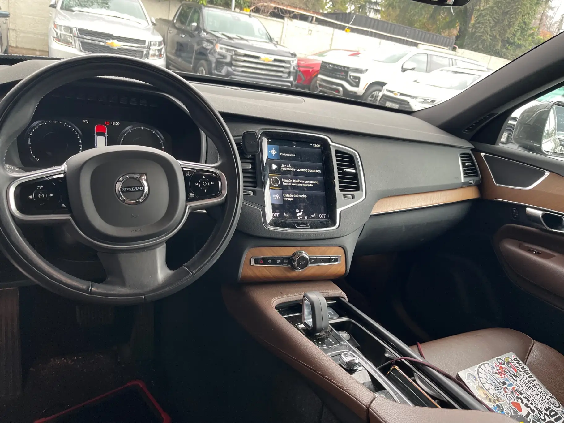VOLVO - 2