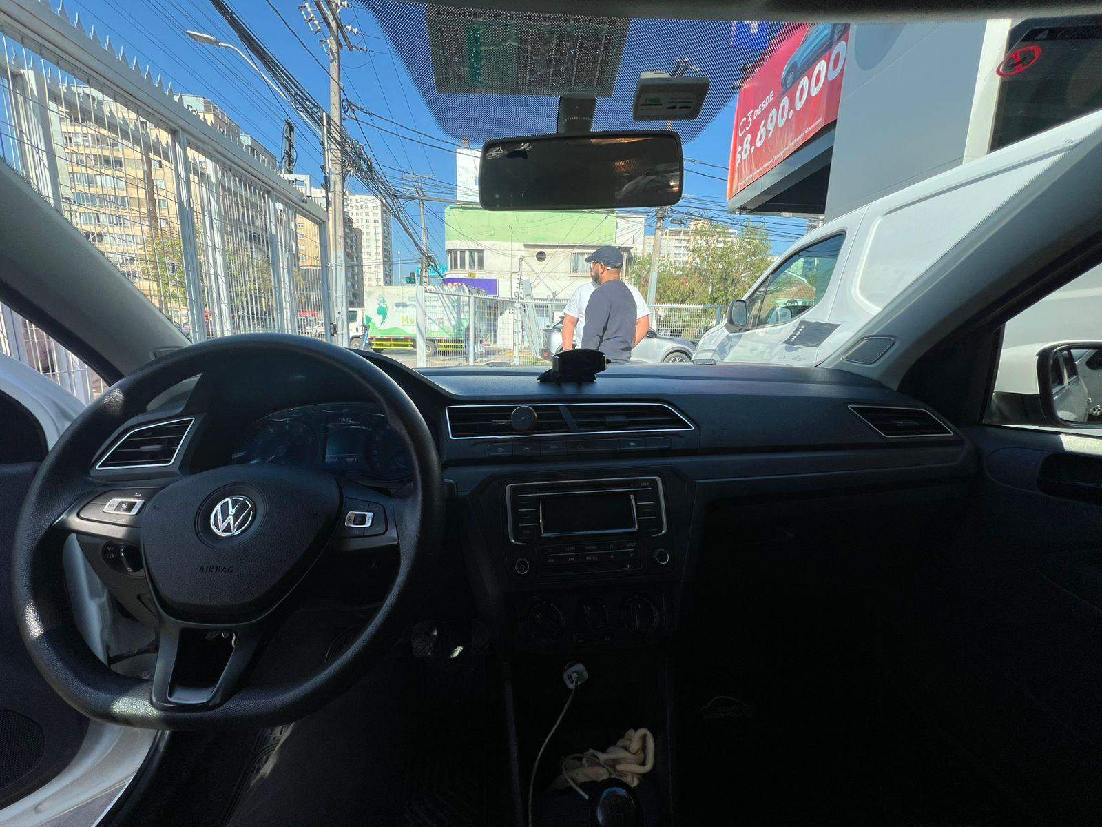 VOLKSWAGEN - 2