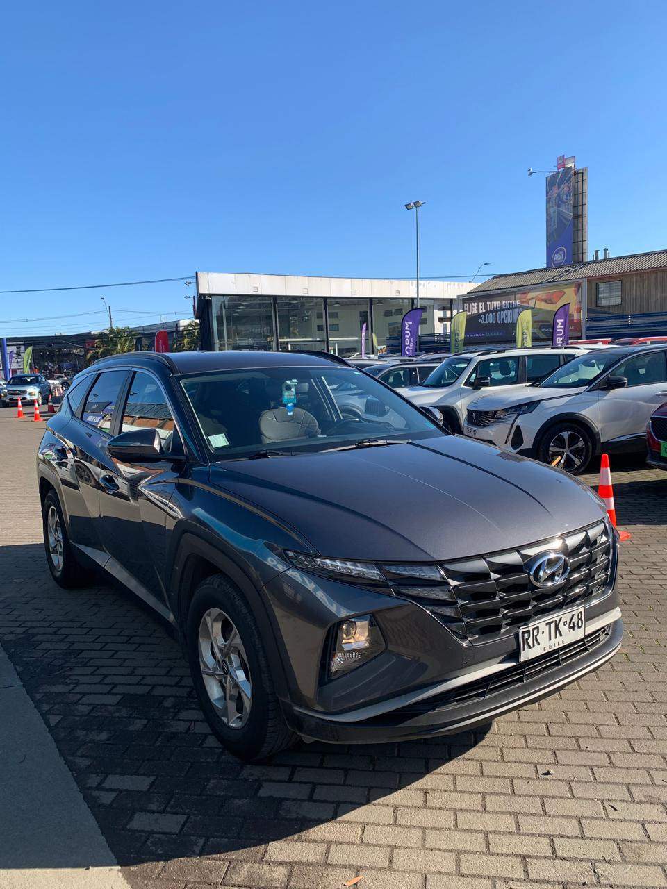 HYUNDAI - 3