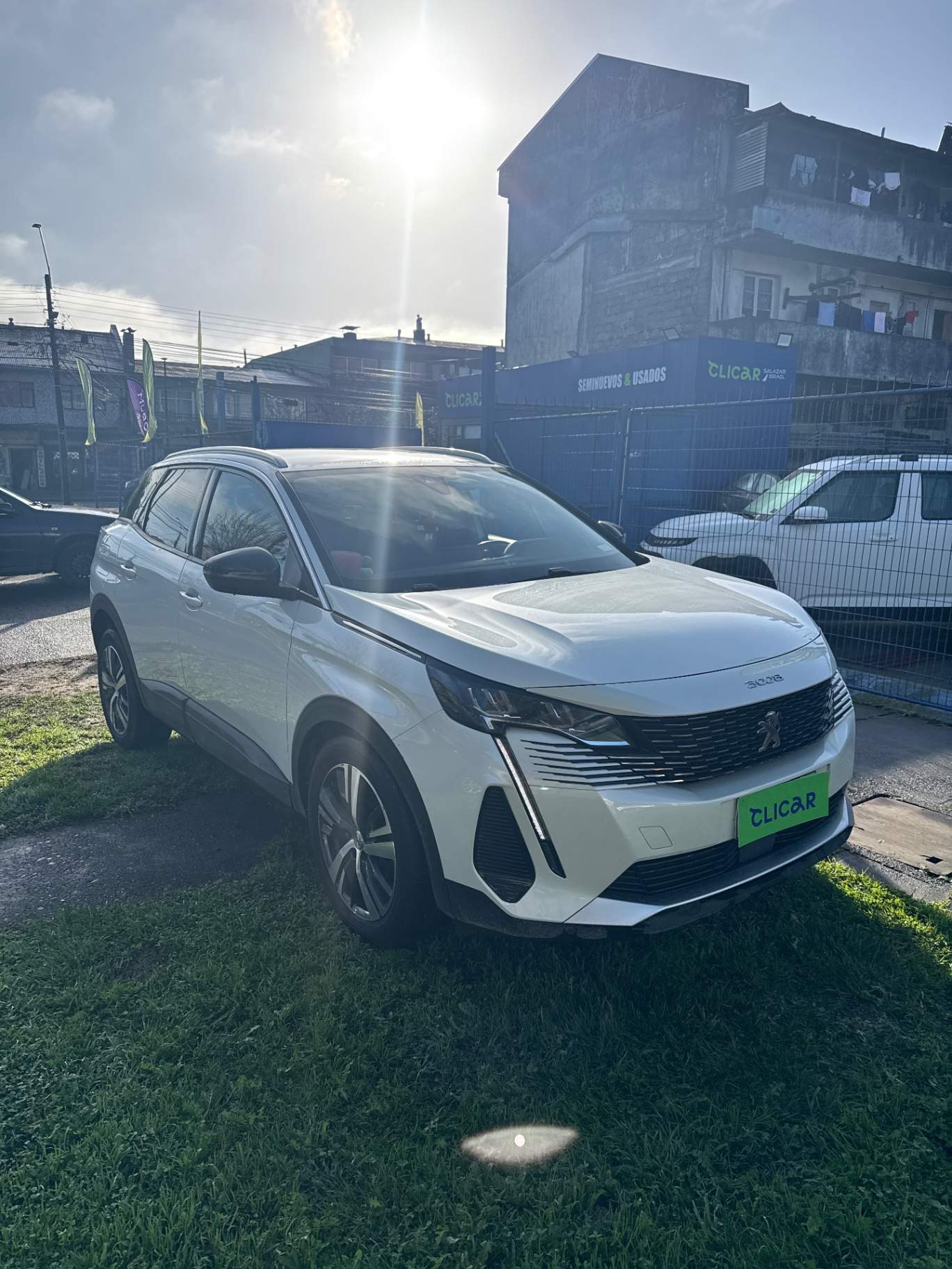 PEUGEOT