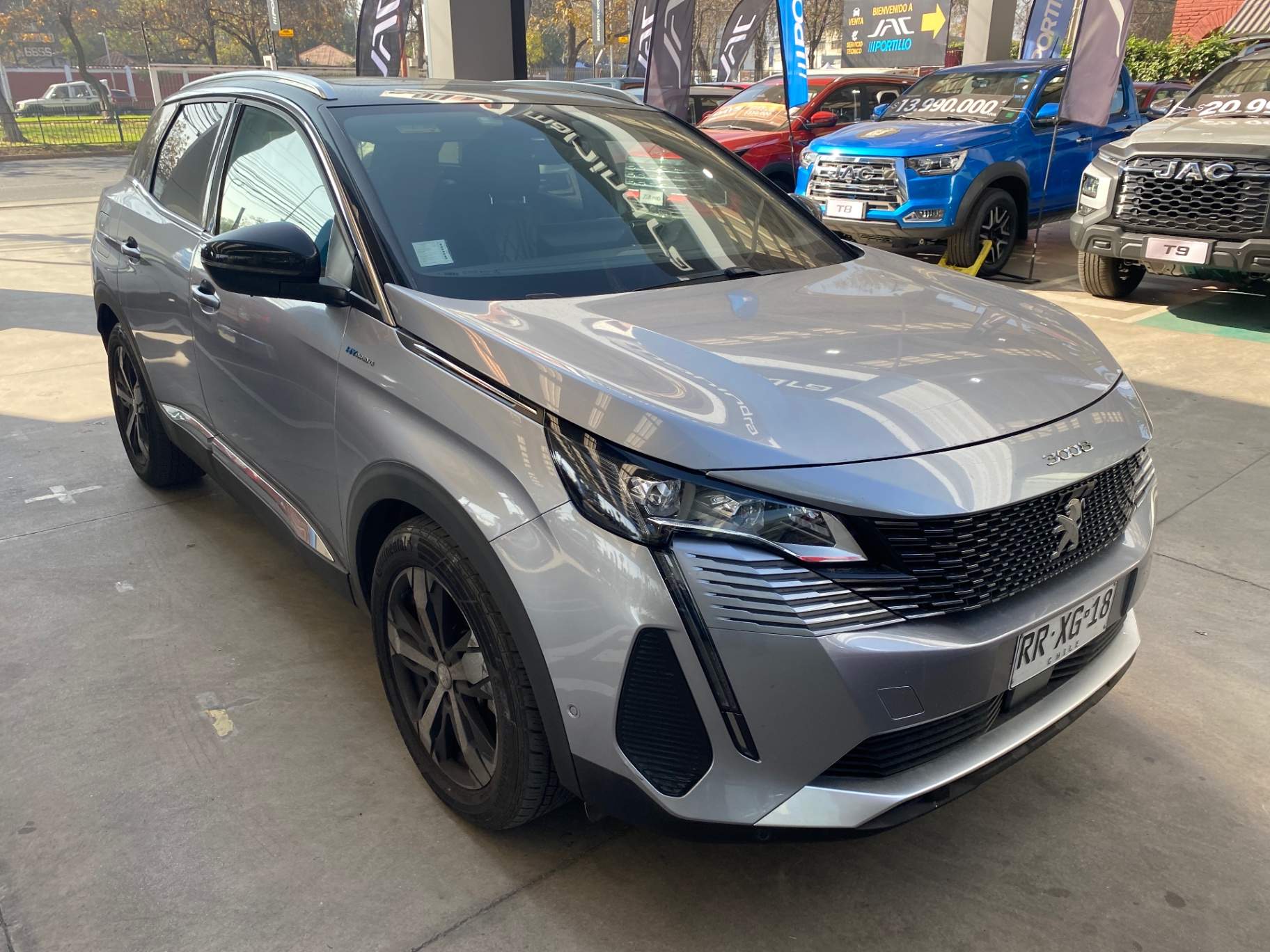 PEUGEOT