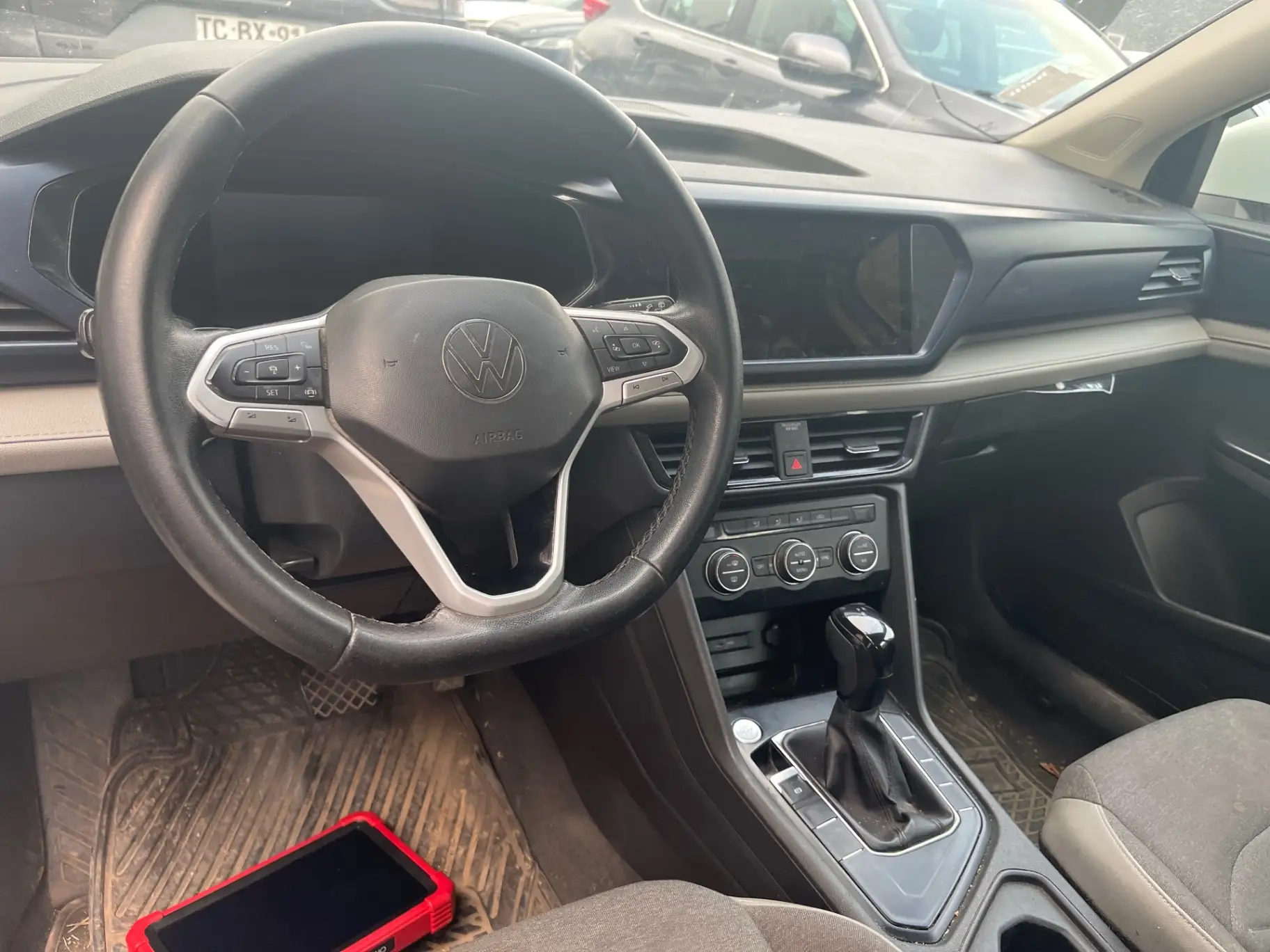 VOLKSWAGEN - 2