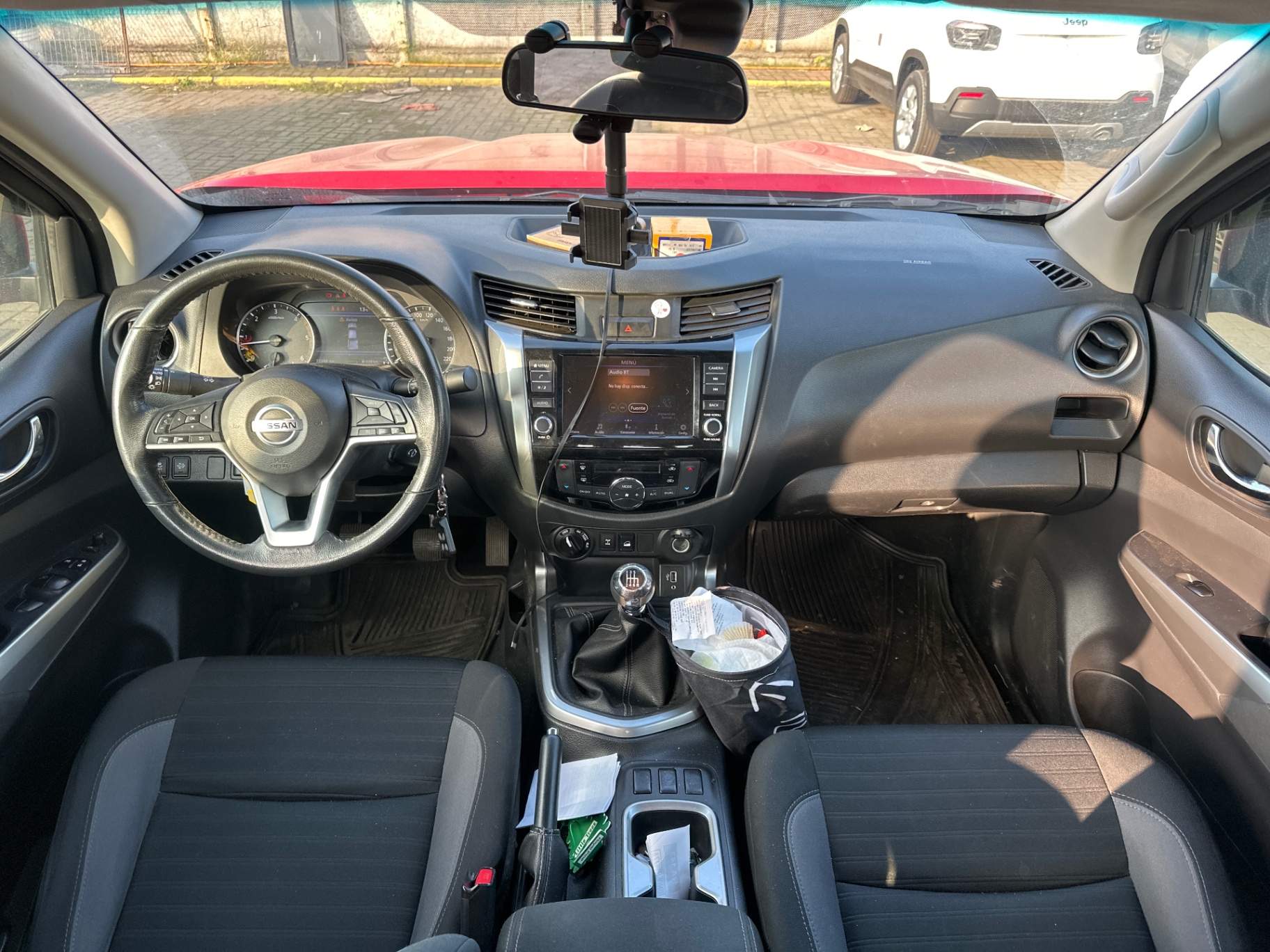 NISSAN - 2