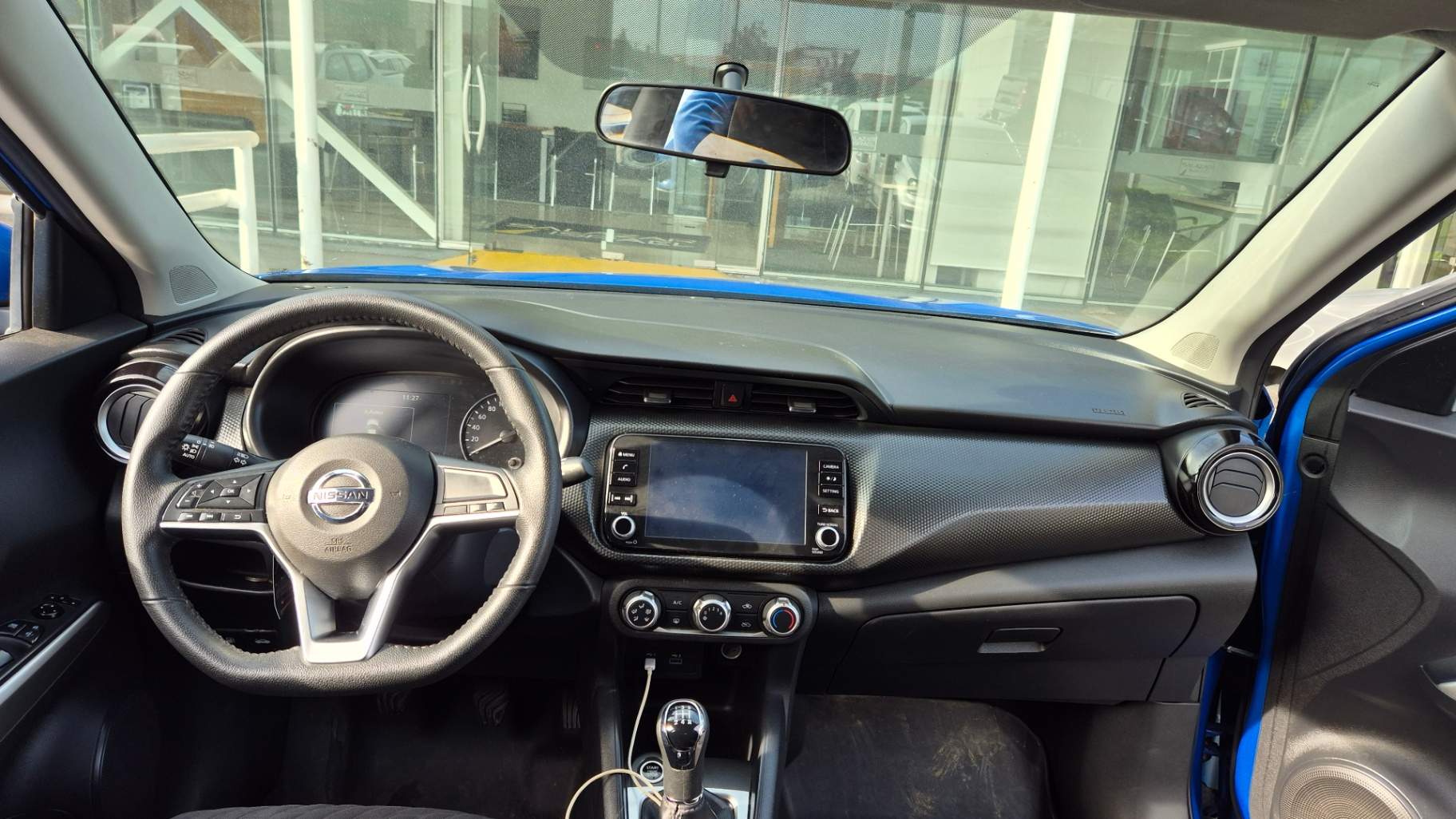 NISSAN - 2