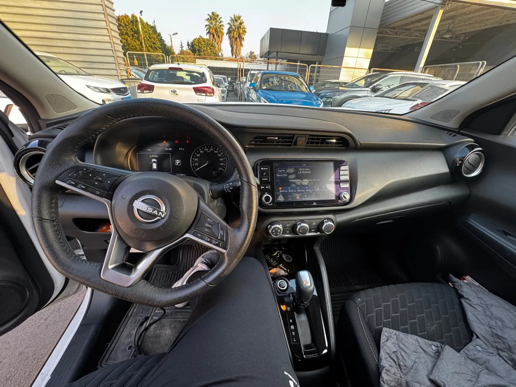 NISSAN - 2