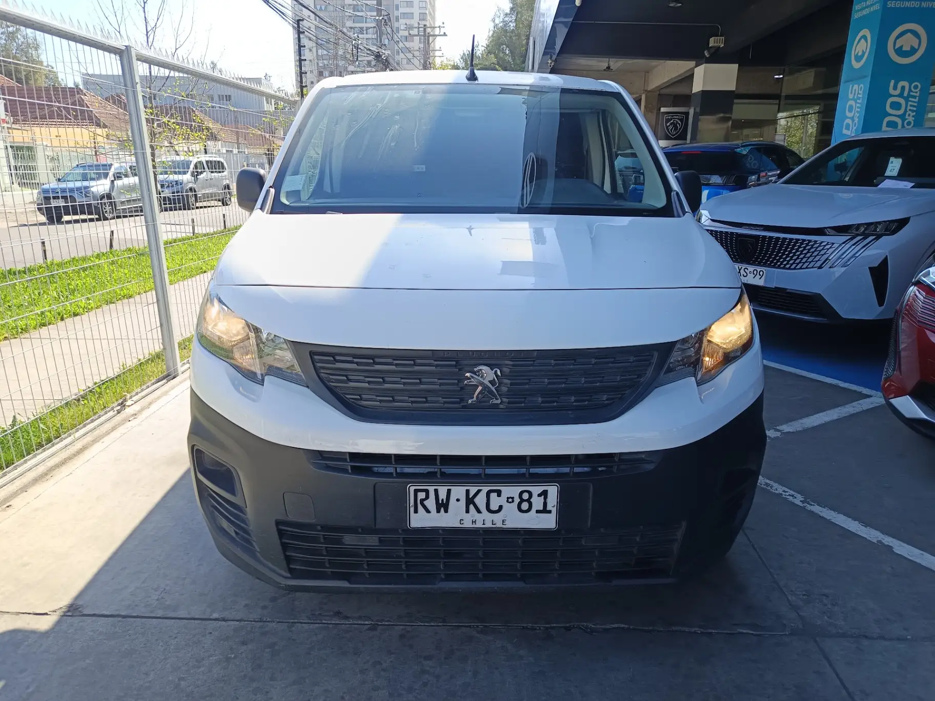 PEUGEOT - 1