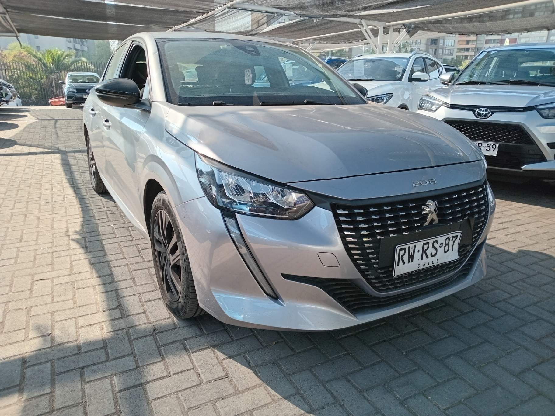 PEUGEOT