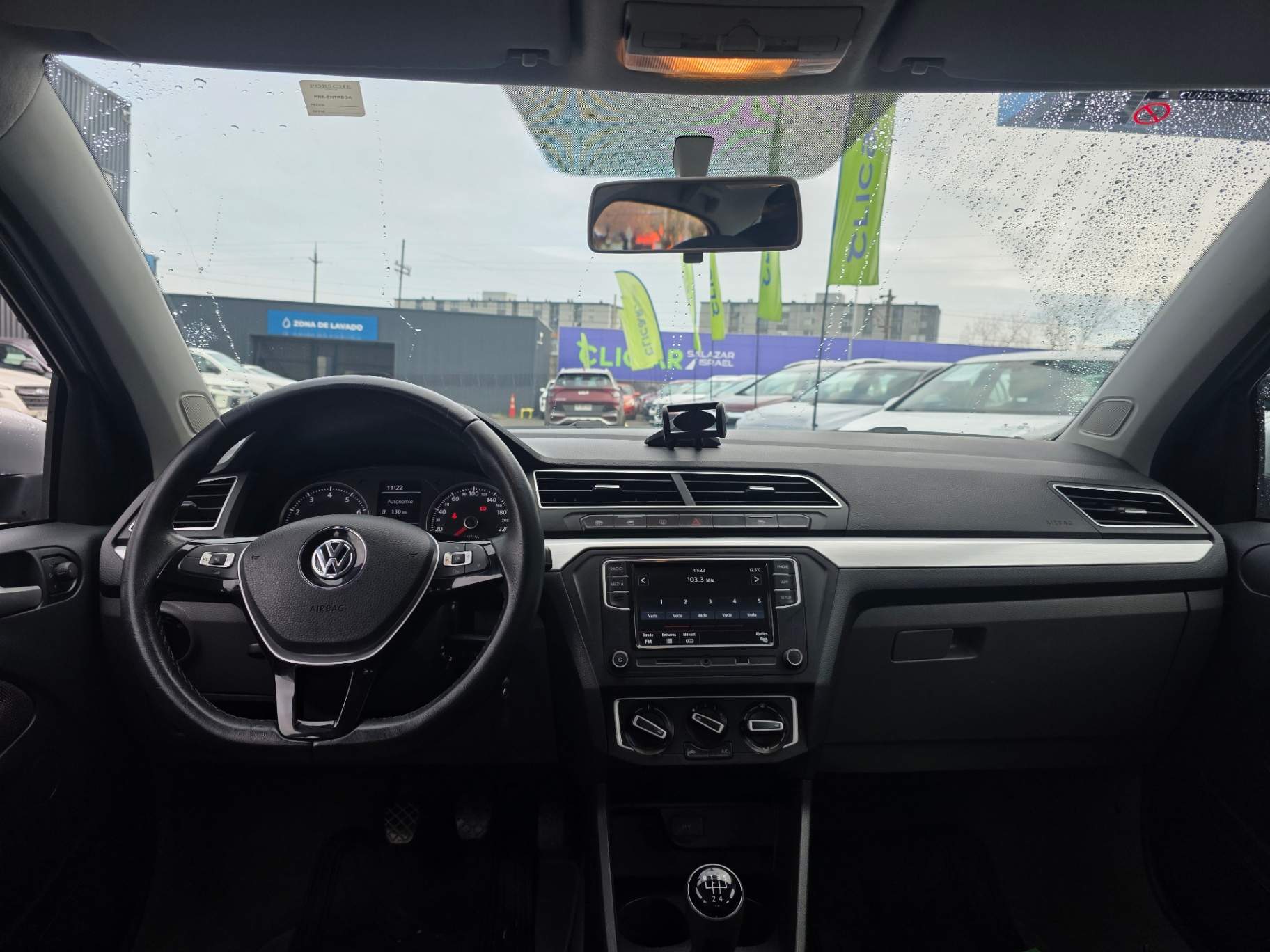 VOLKSWAGEN - 2
