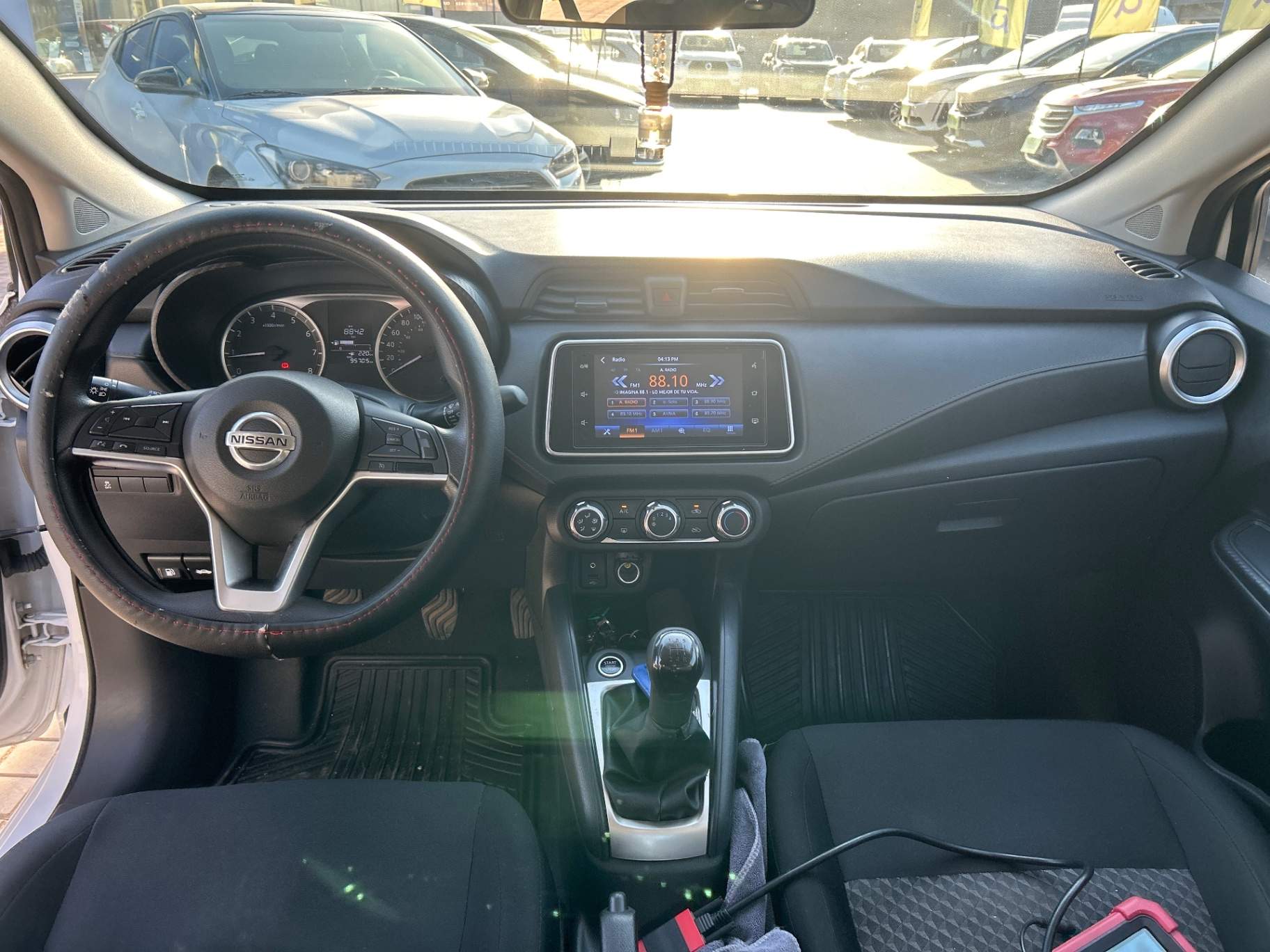 NISSAN - 2