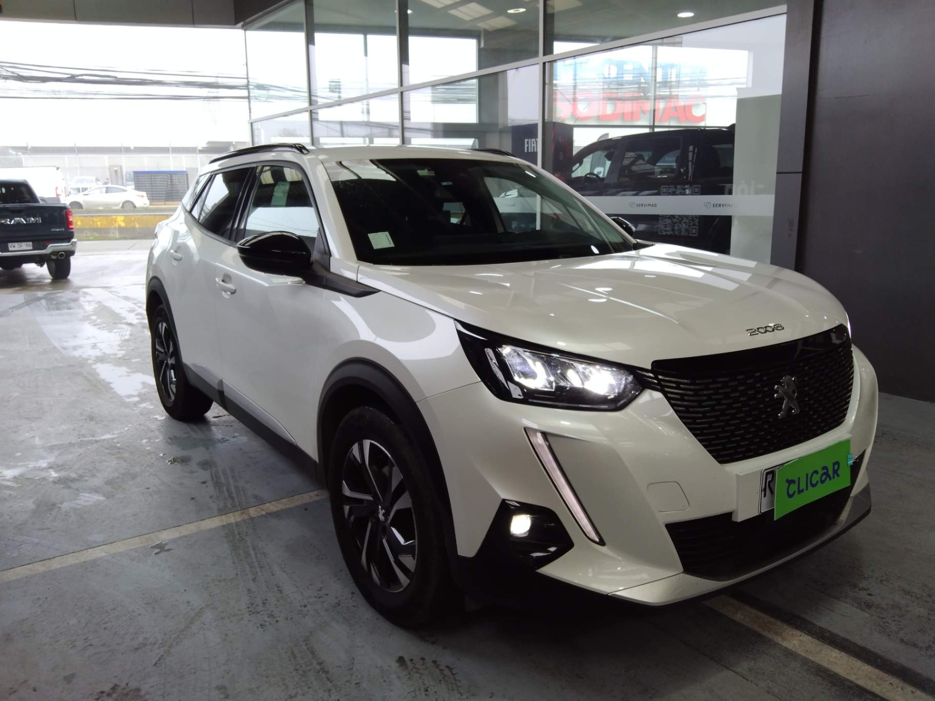 PEUGEOT