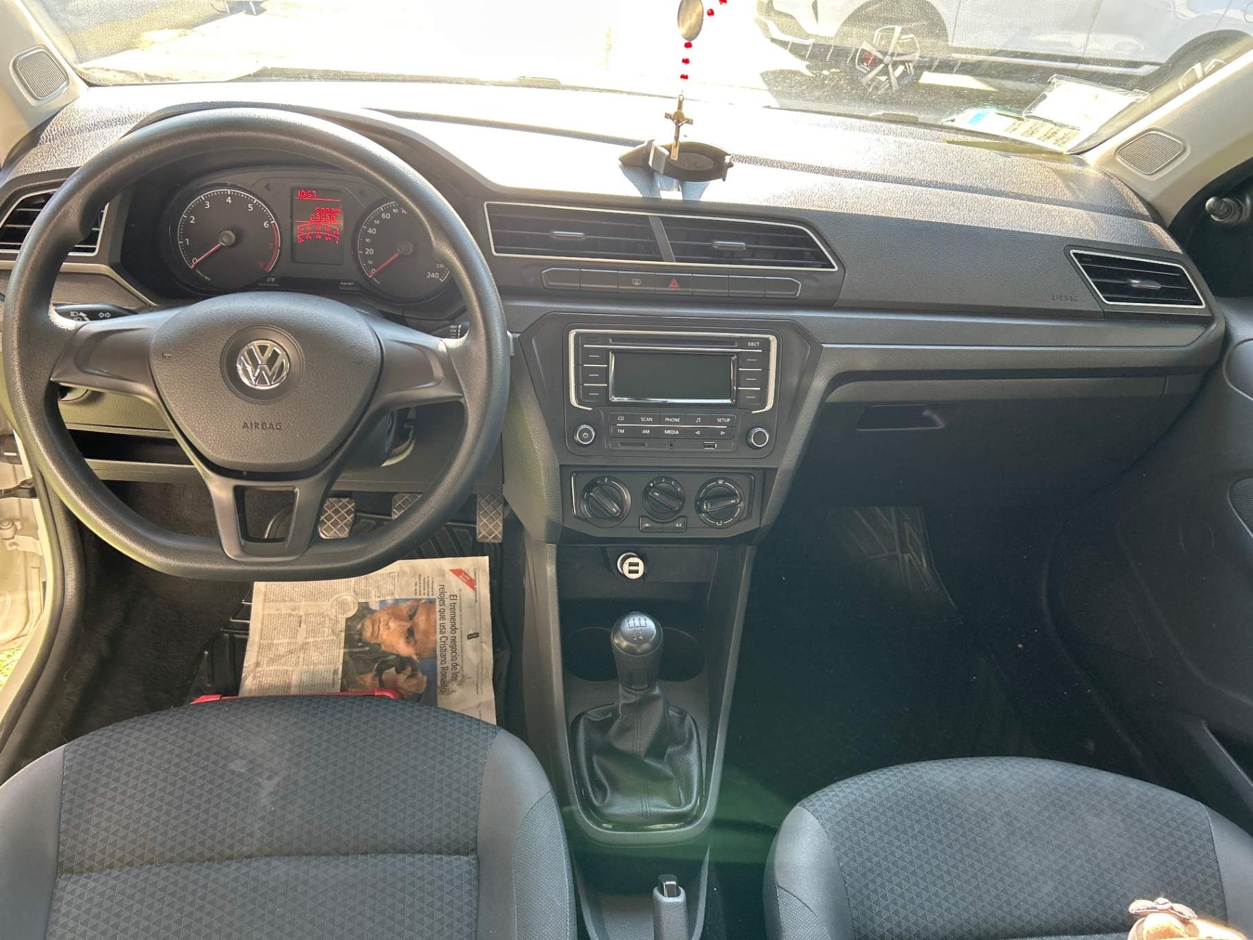 VOLKSWAGEN - 2