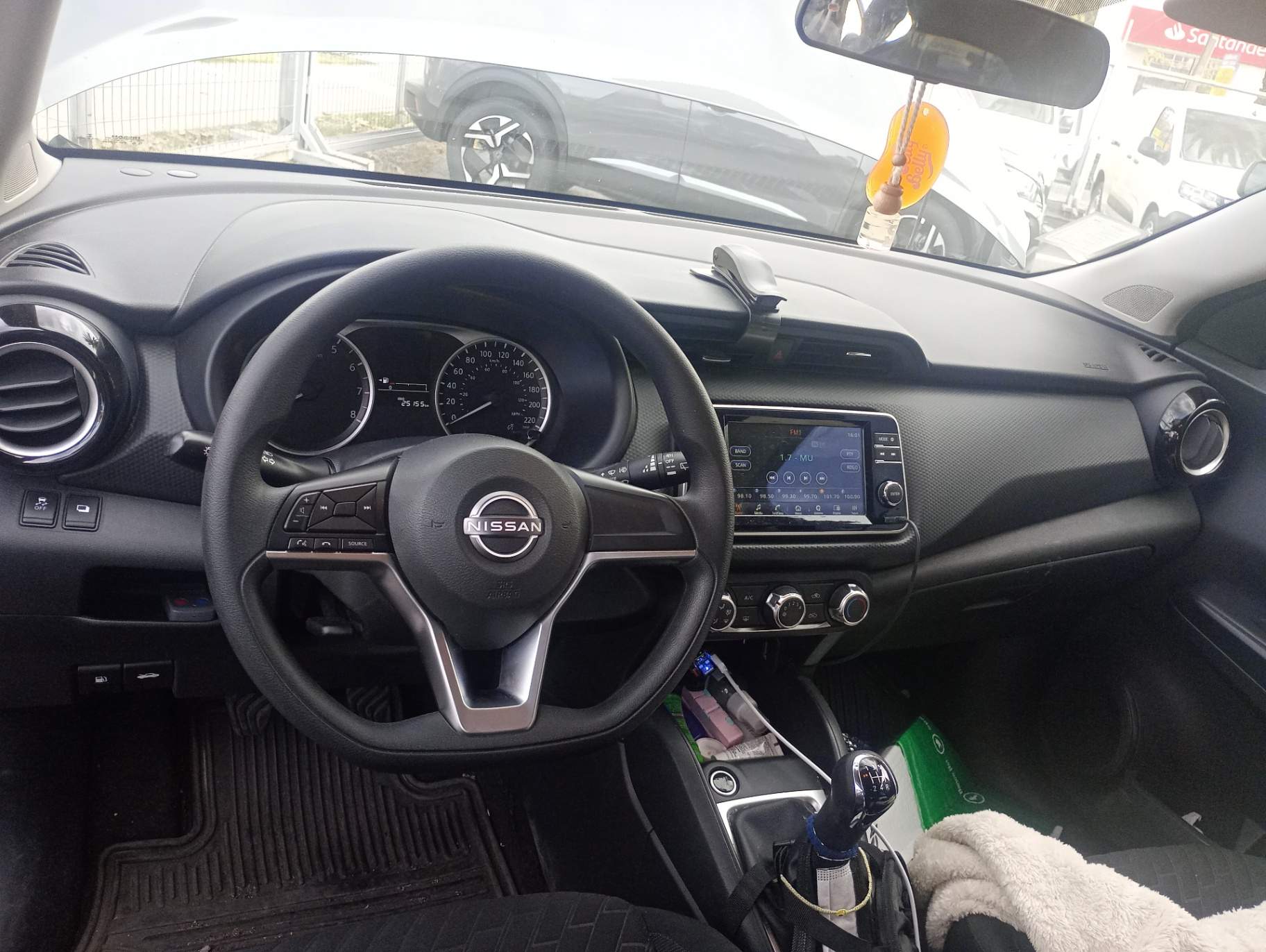 NISSAN - 2