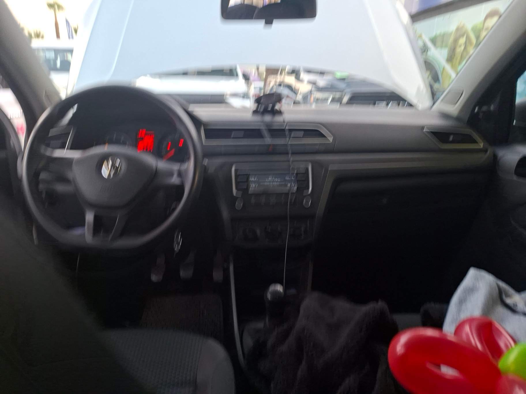 VOLKSWAGEN - 2