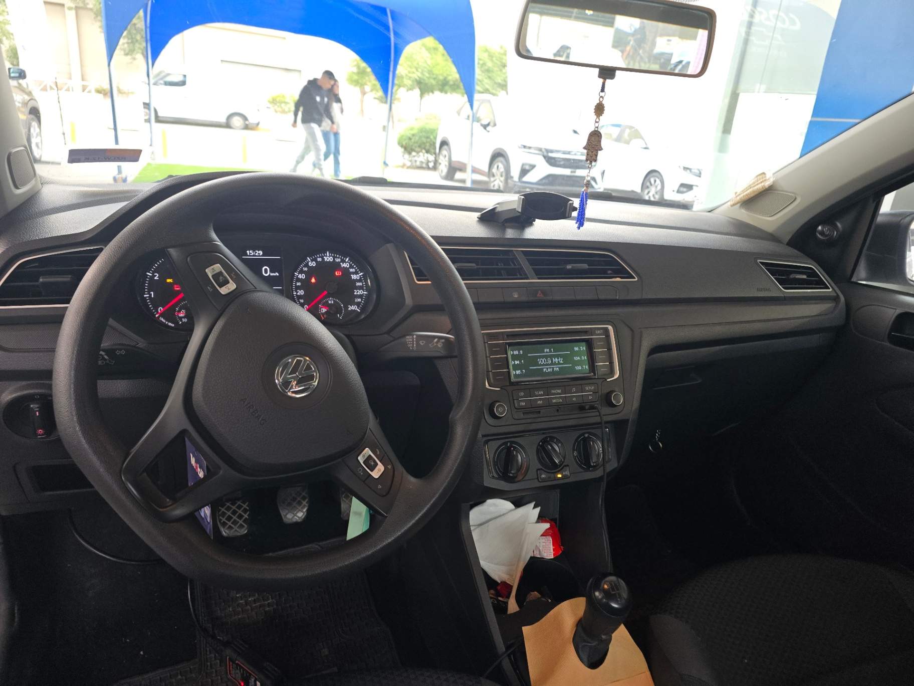 VOLKSWAGEN - 2