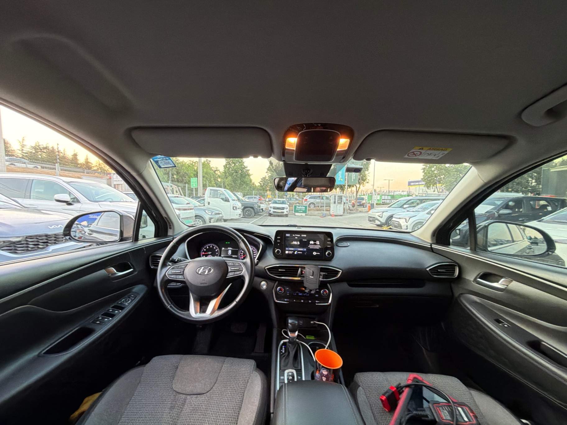 HYUNDAI - 2