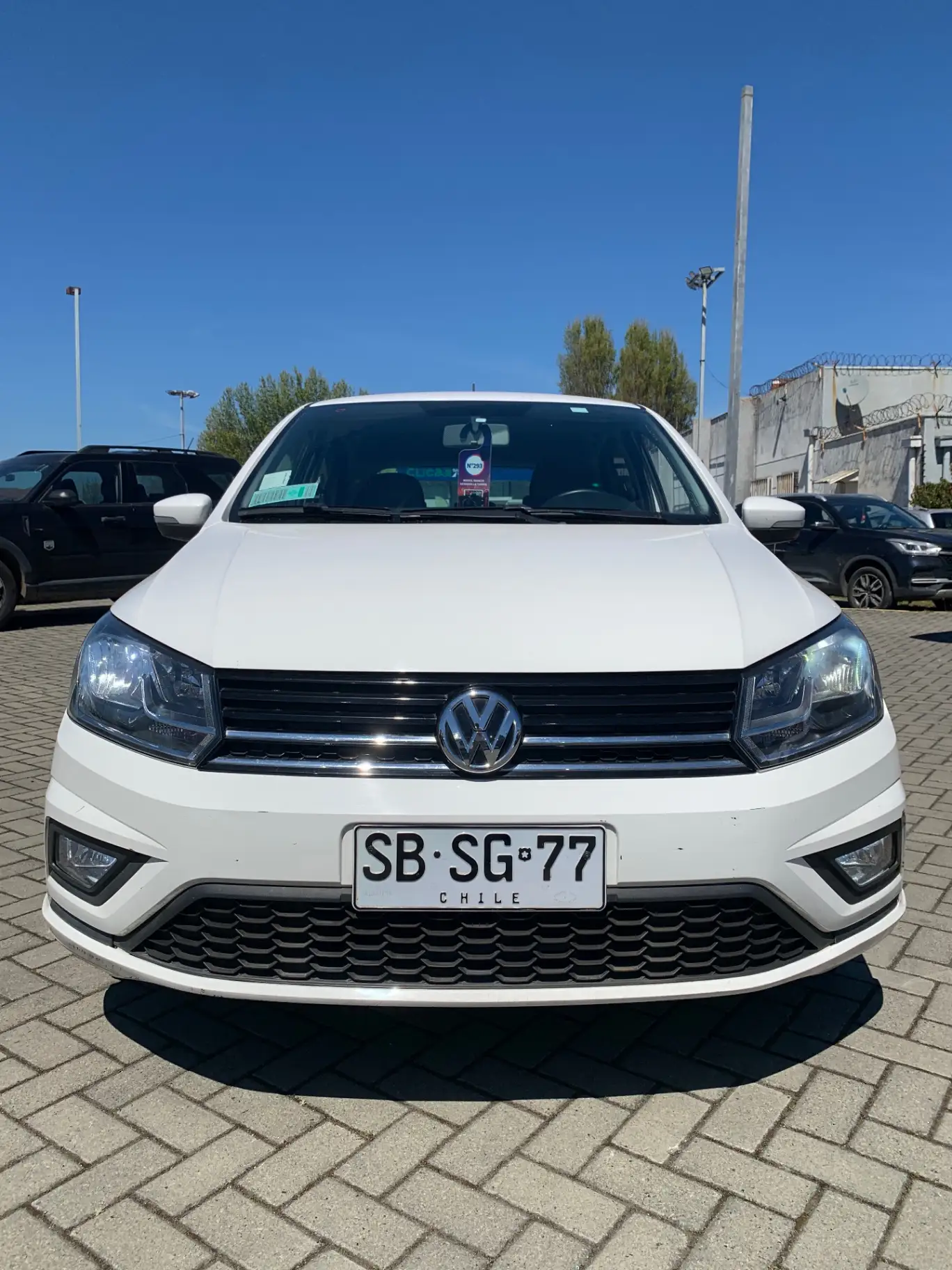 VOLKSWAGEN - 1
