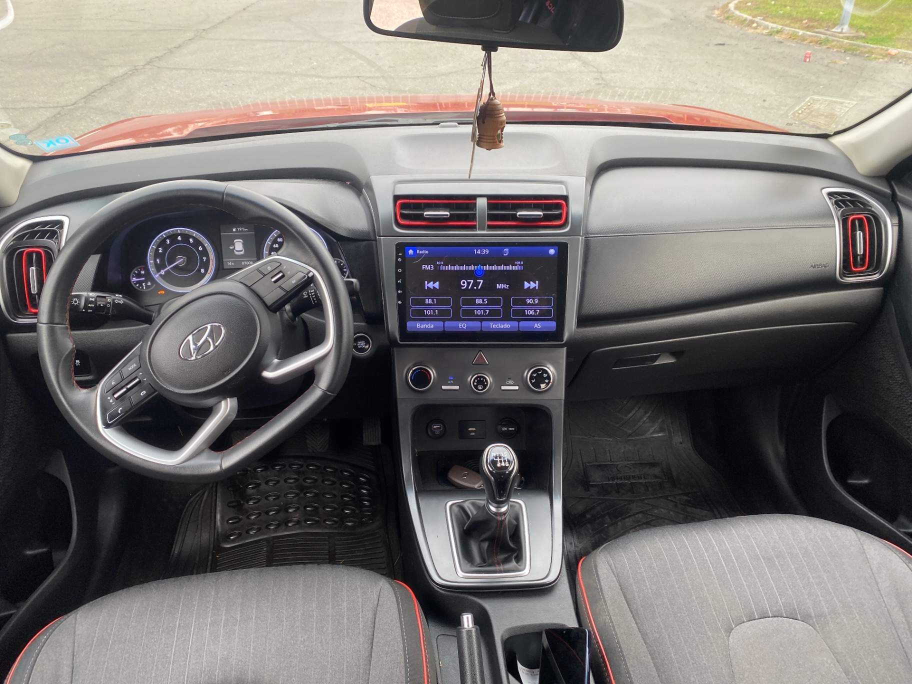 HYUNDAI - 2