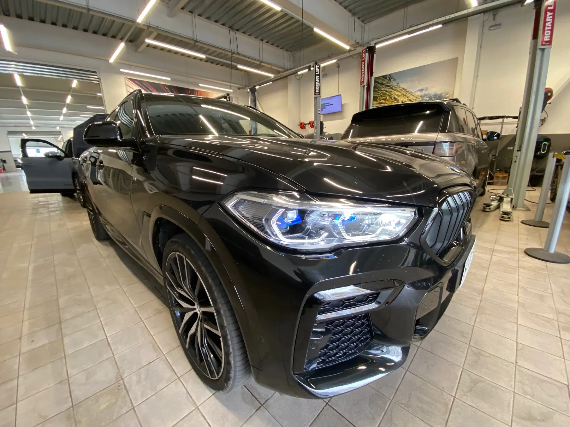 BMW