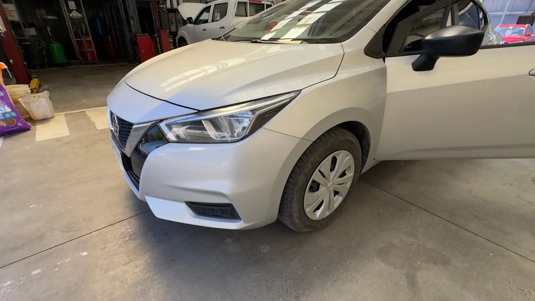 NISSAN