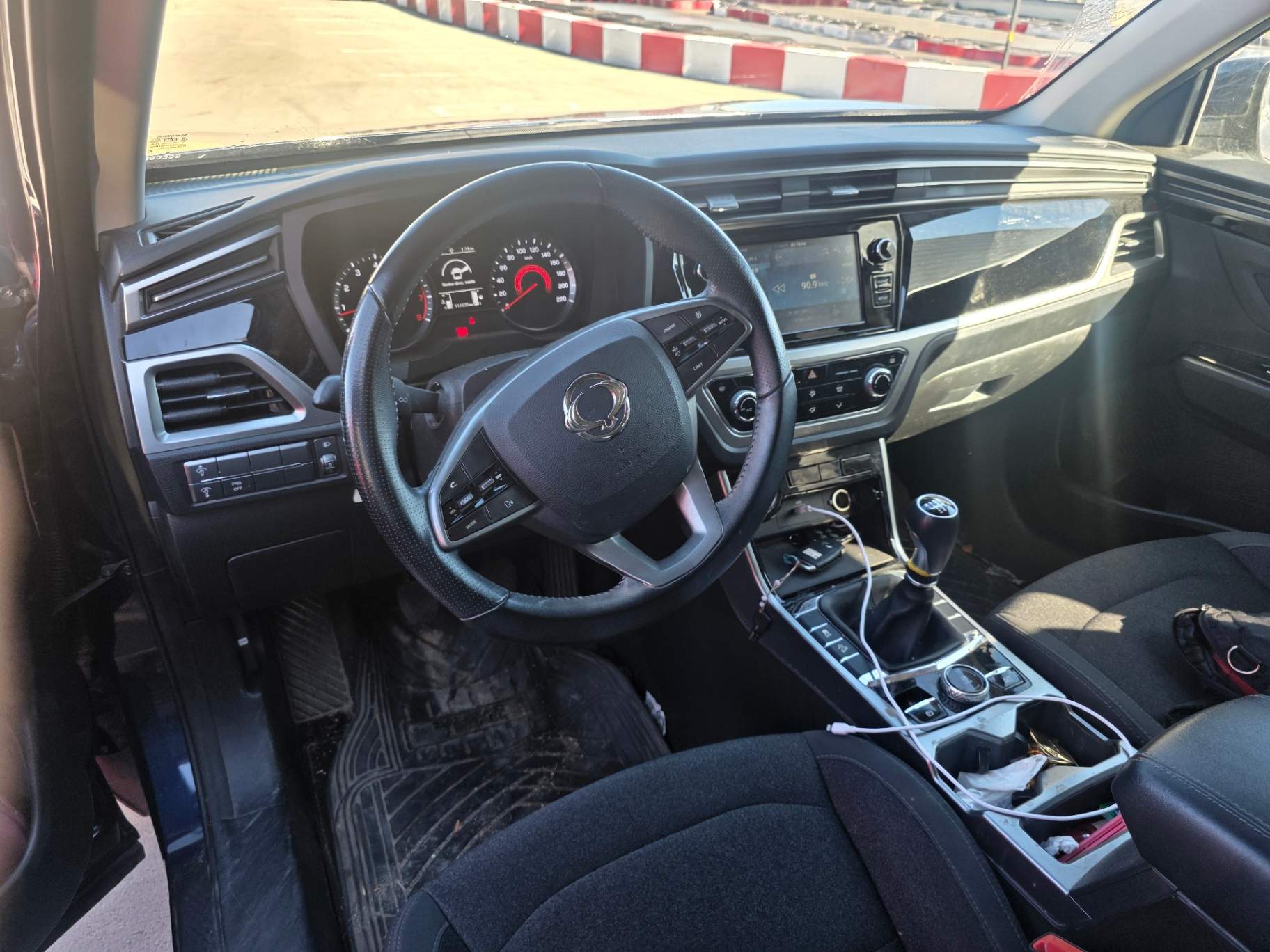 SSANGYONG - 2