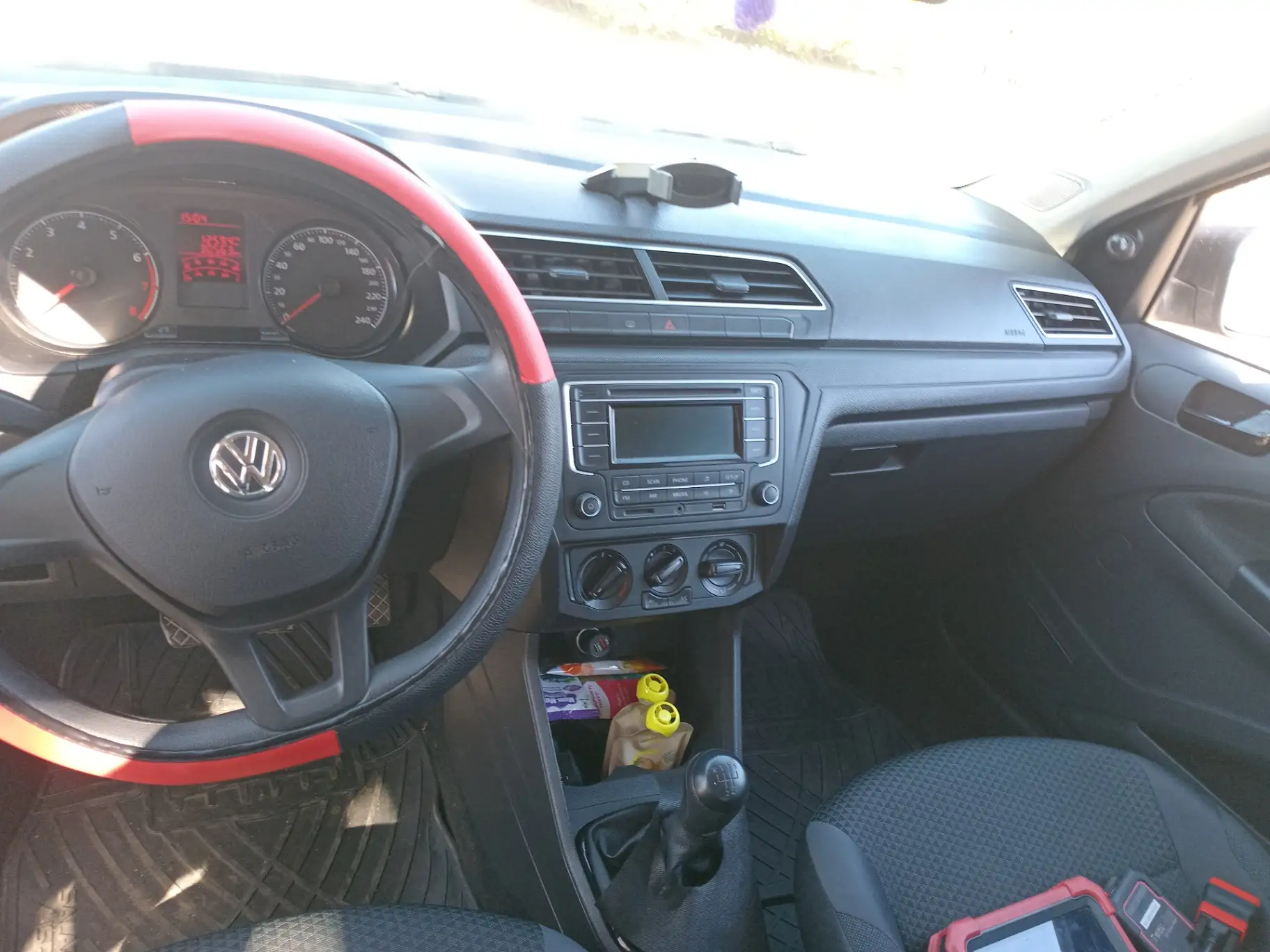 VOLKSWAGEN - 2