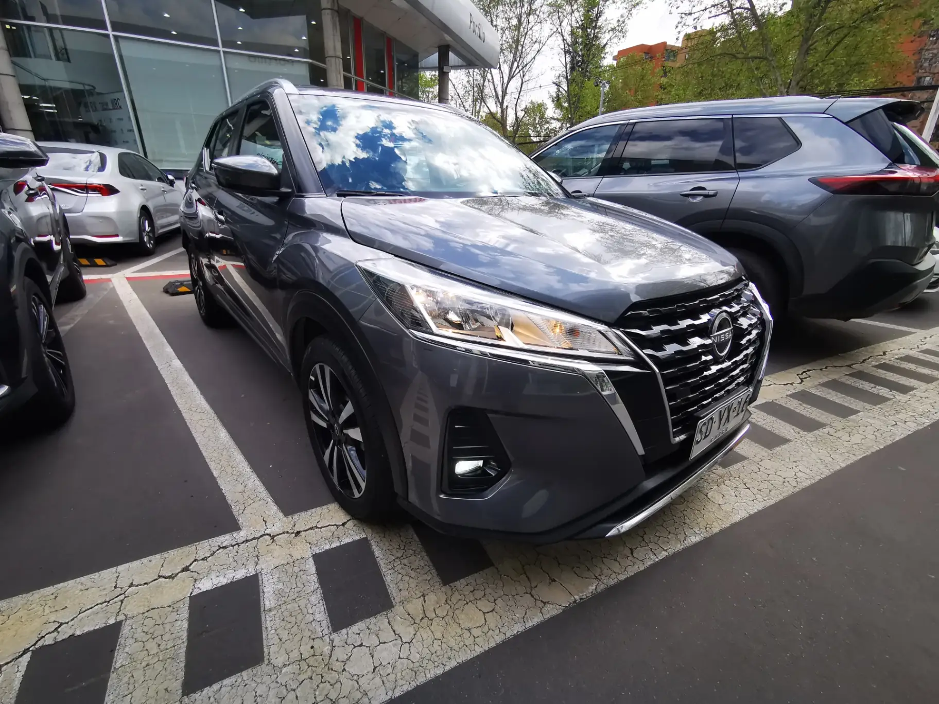 NISSAN