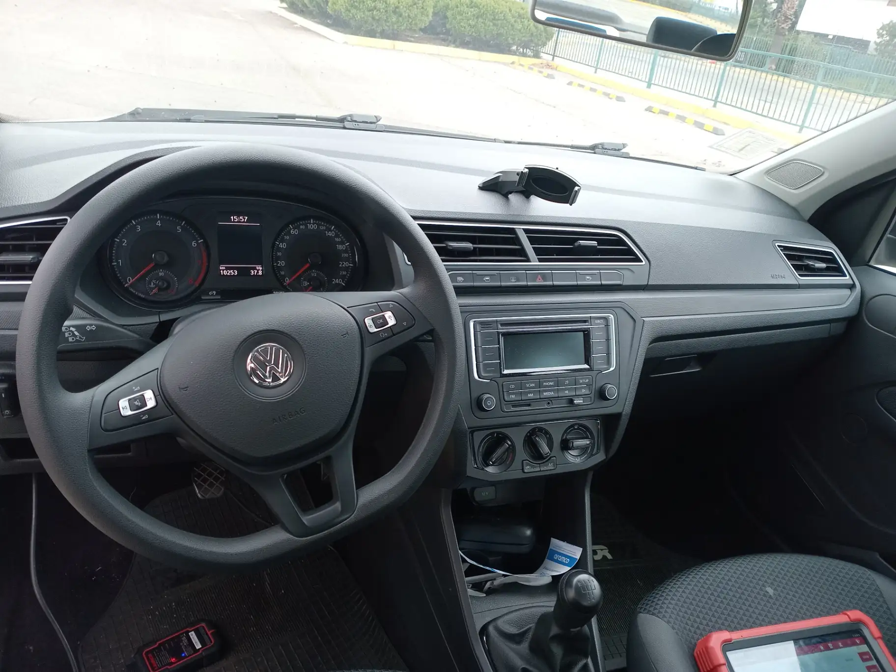VOLKSWAGEN - 2
