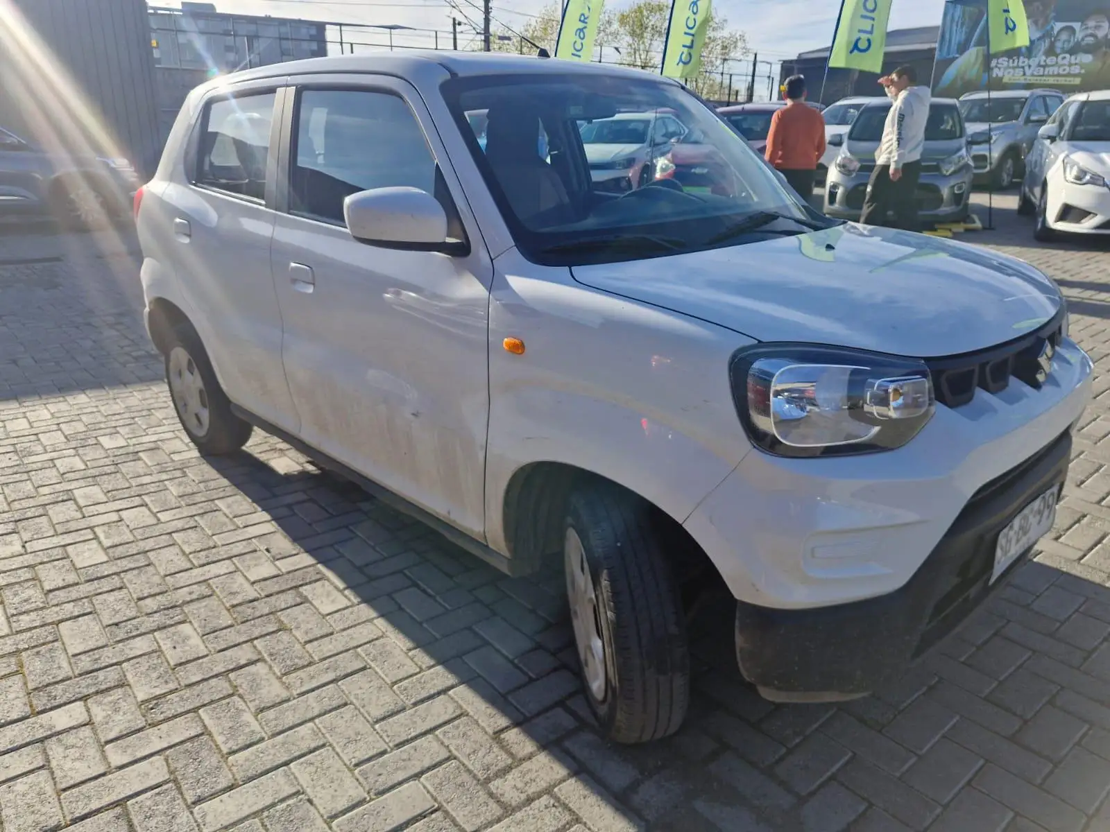SUZUKI
