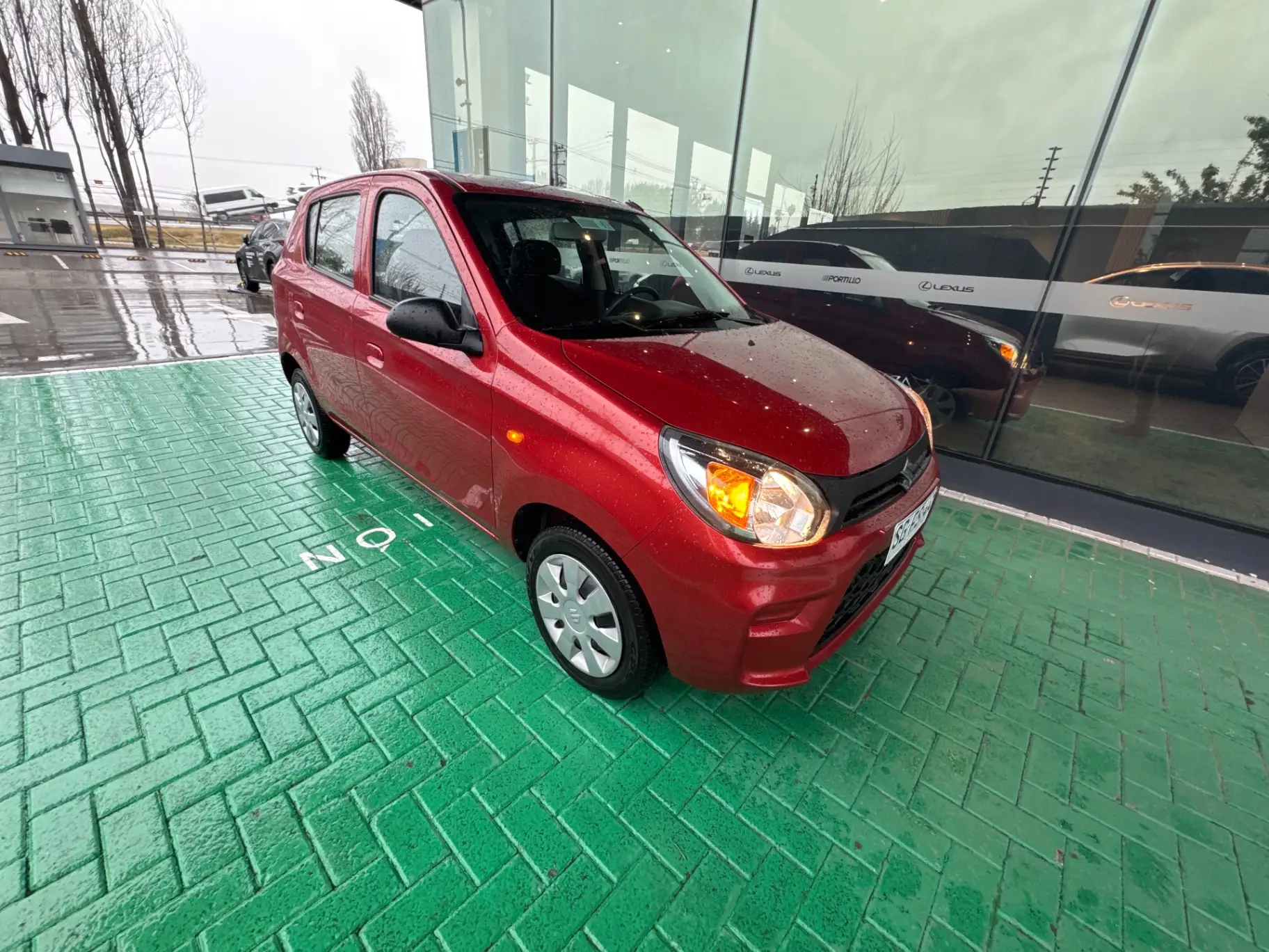 SUZUKI
