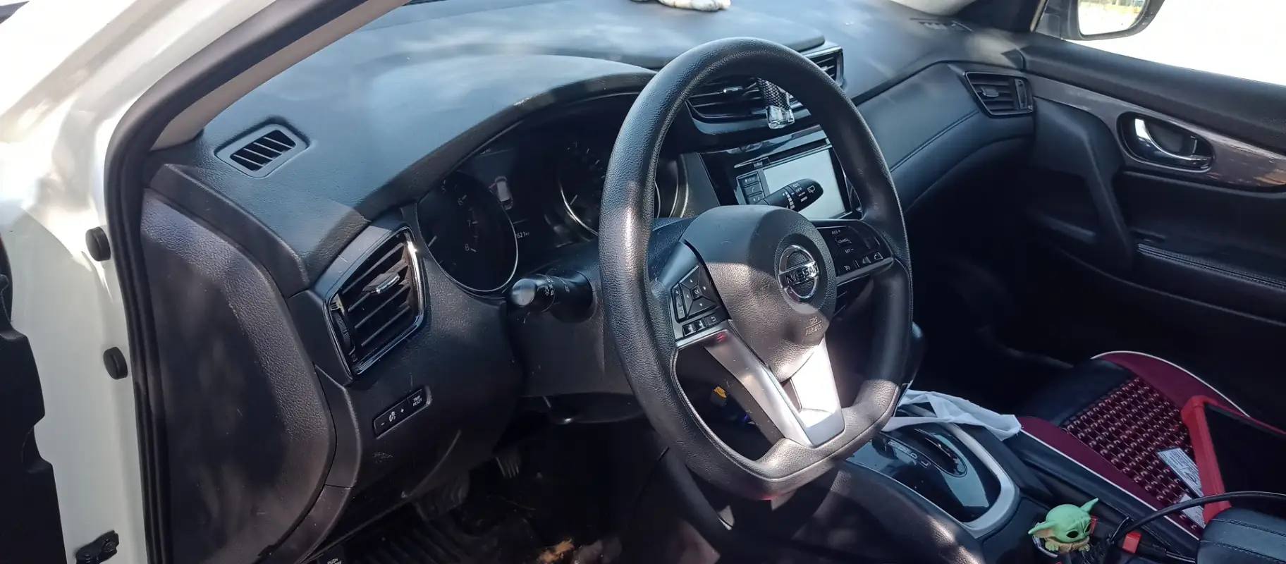 NISSAN - 2