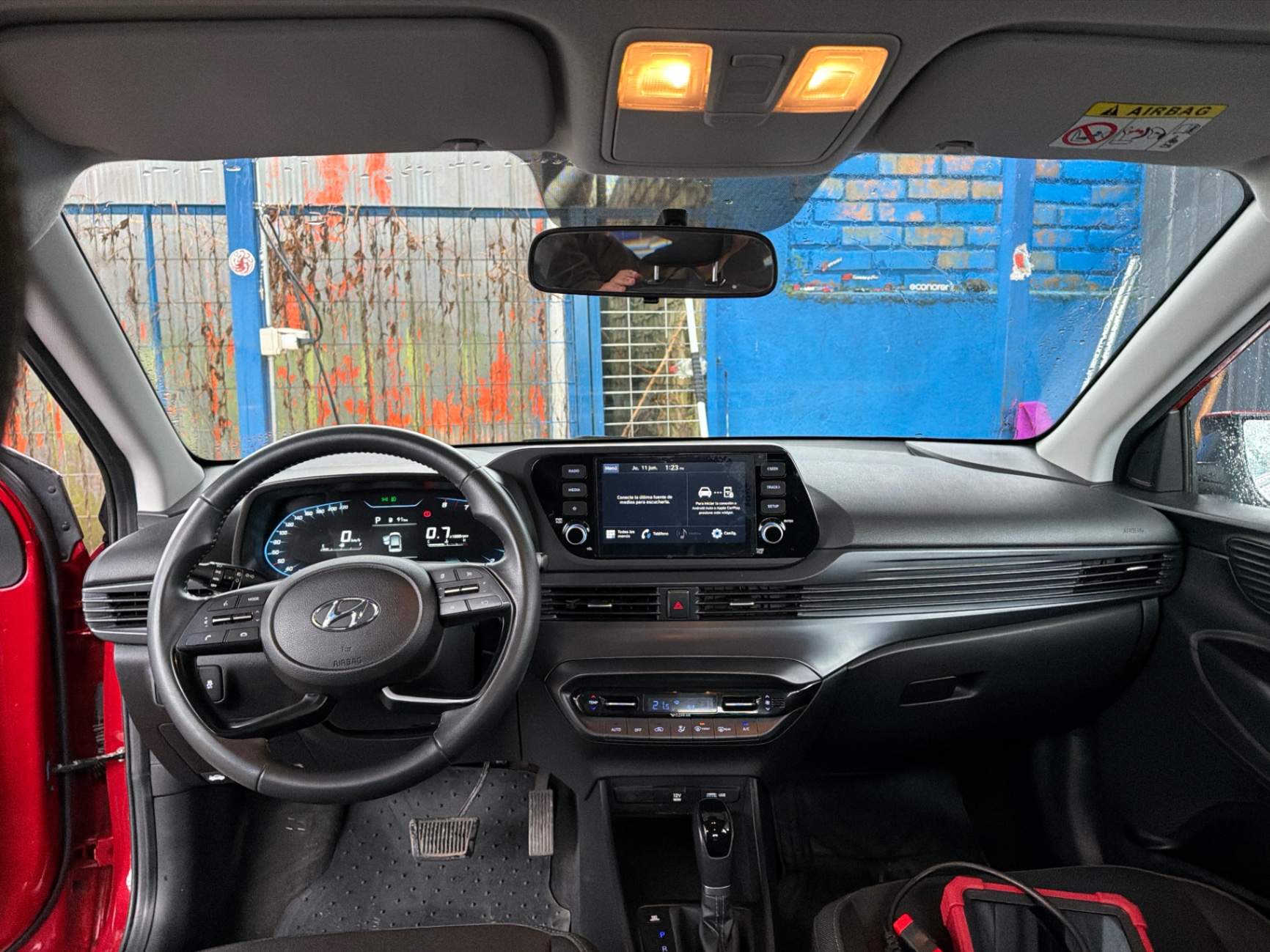 HYUNDAI - 2