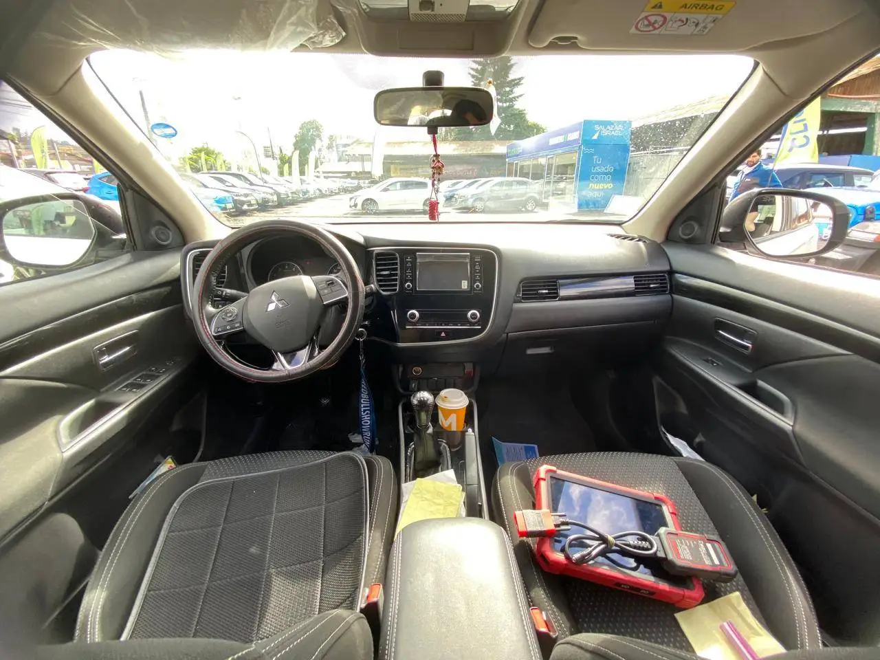 MITSUBISHI - 2