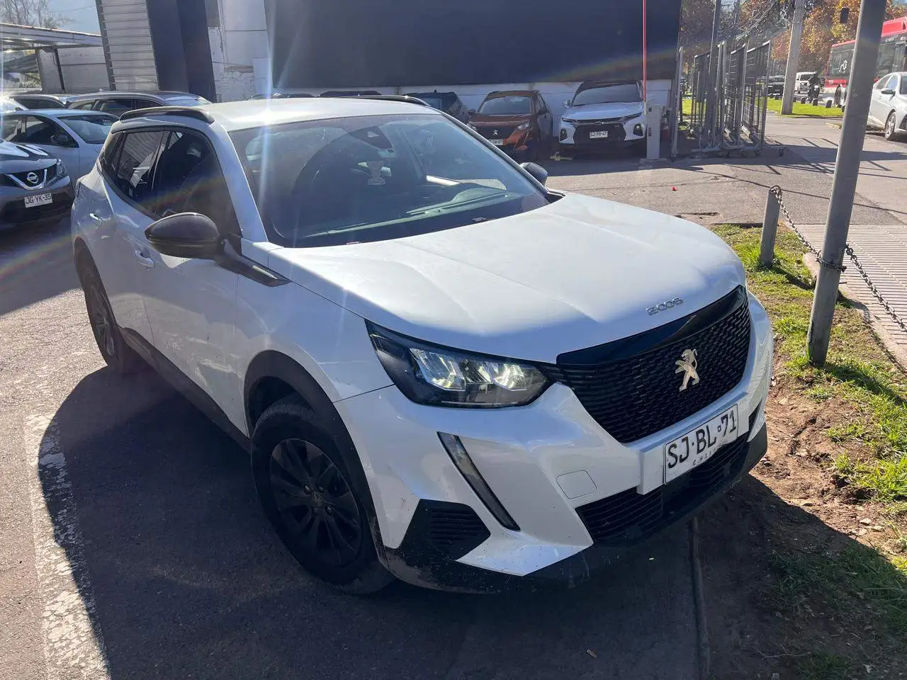 PEUGEOT