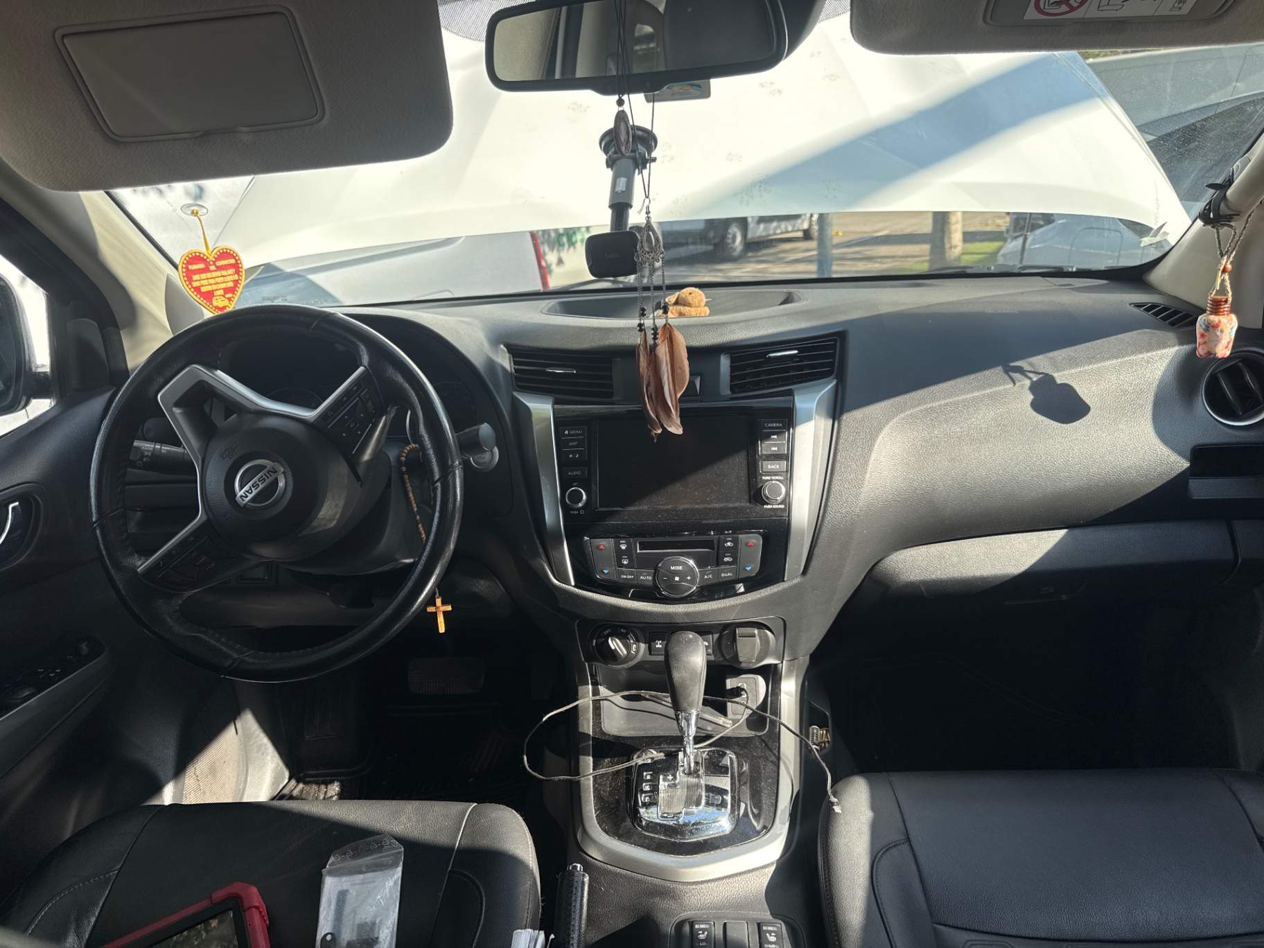 NISSAN - 2