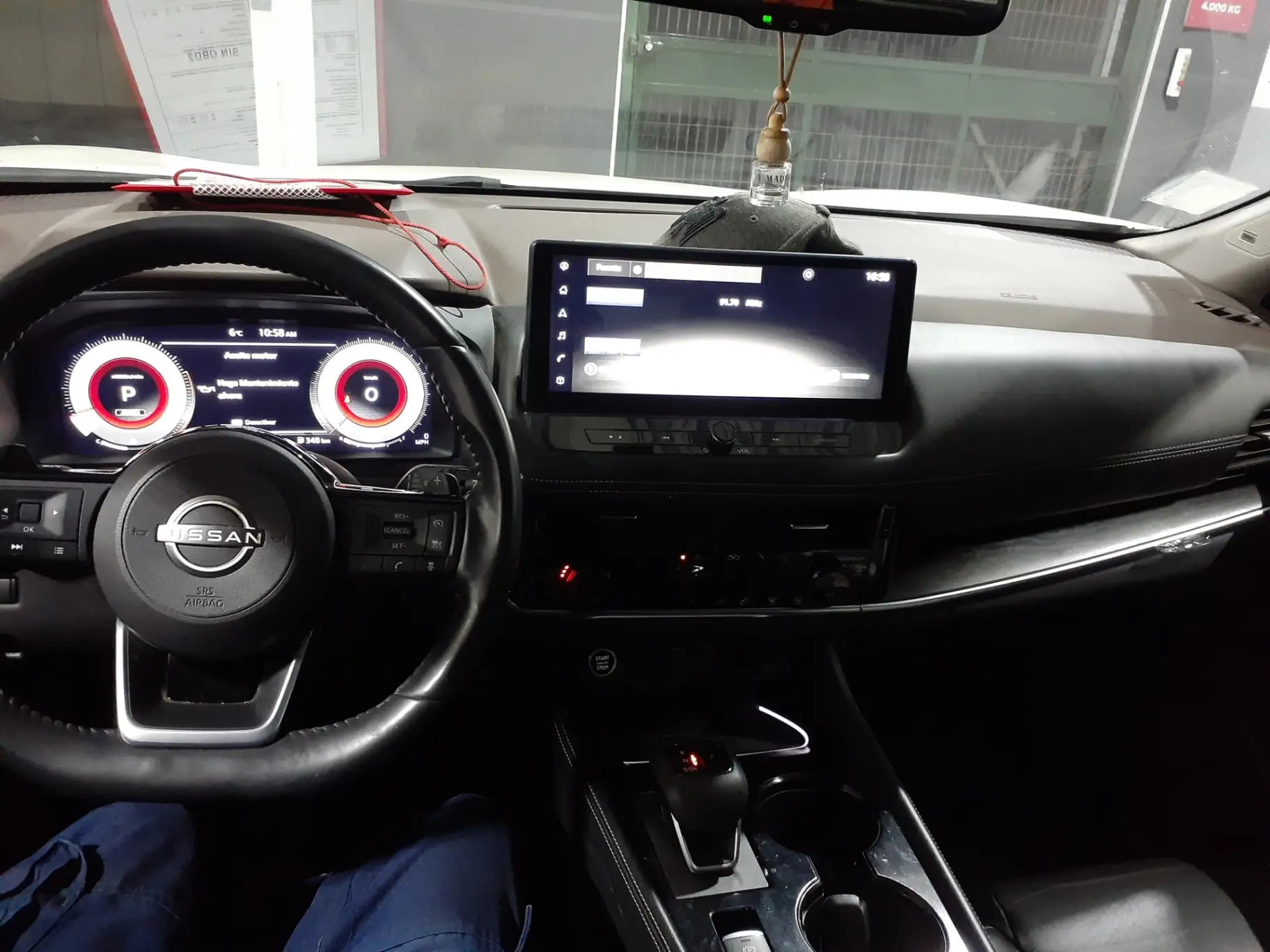 NISSAN - 2