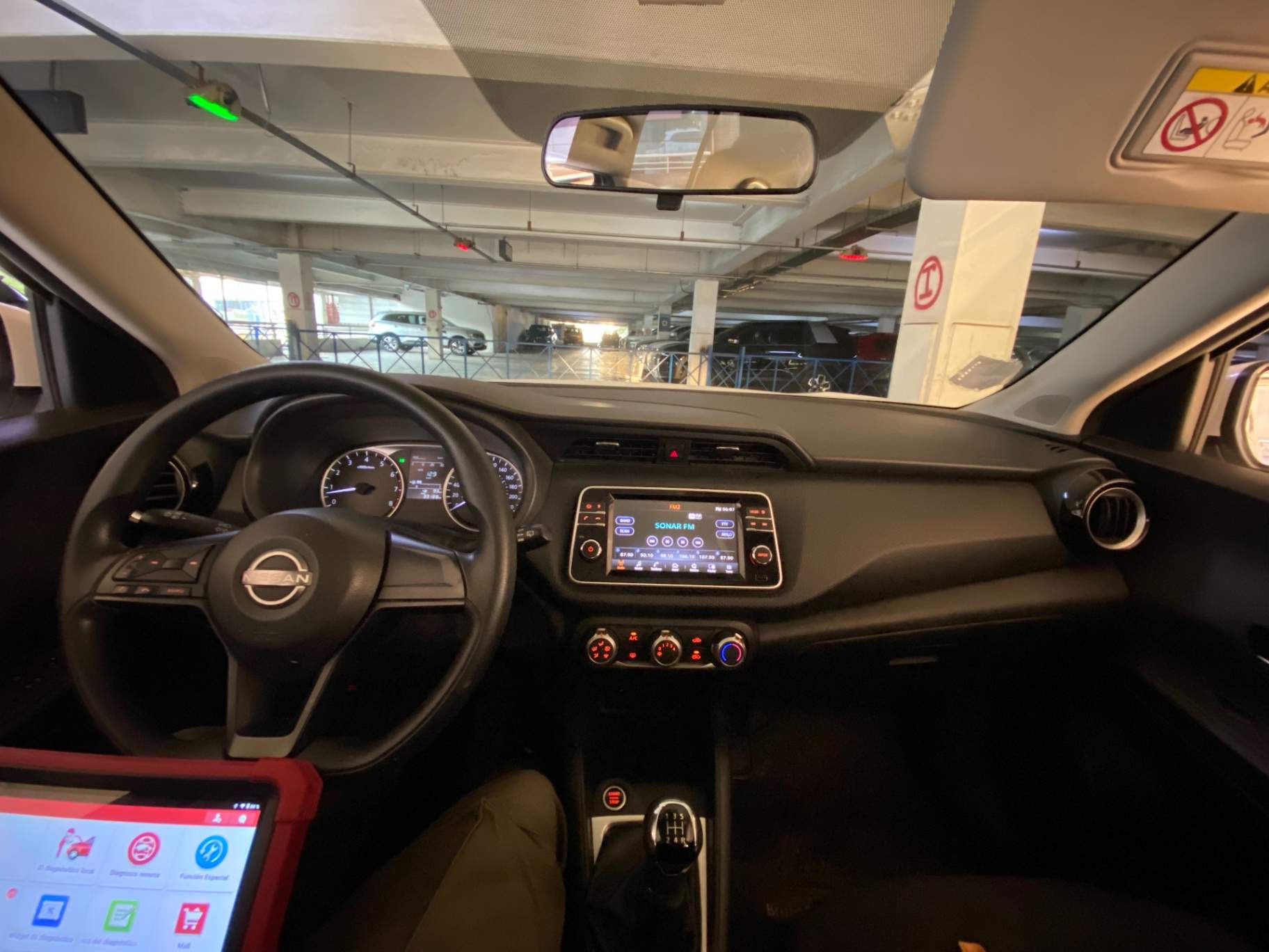 NISSAN - 2