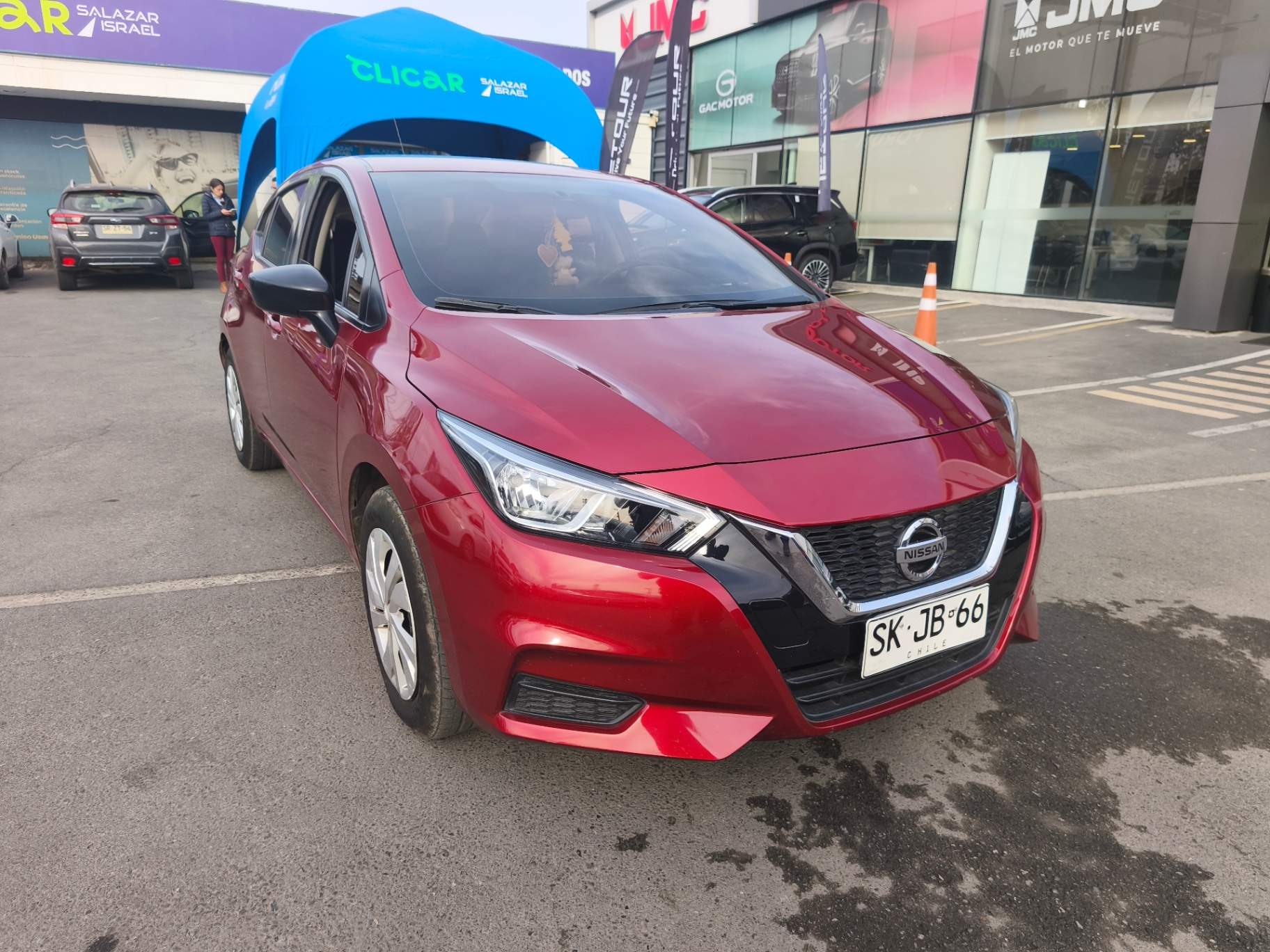 NISSAN