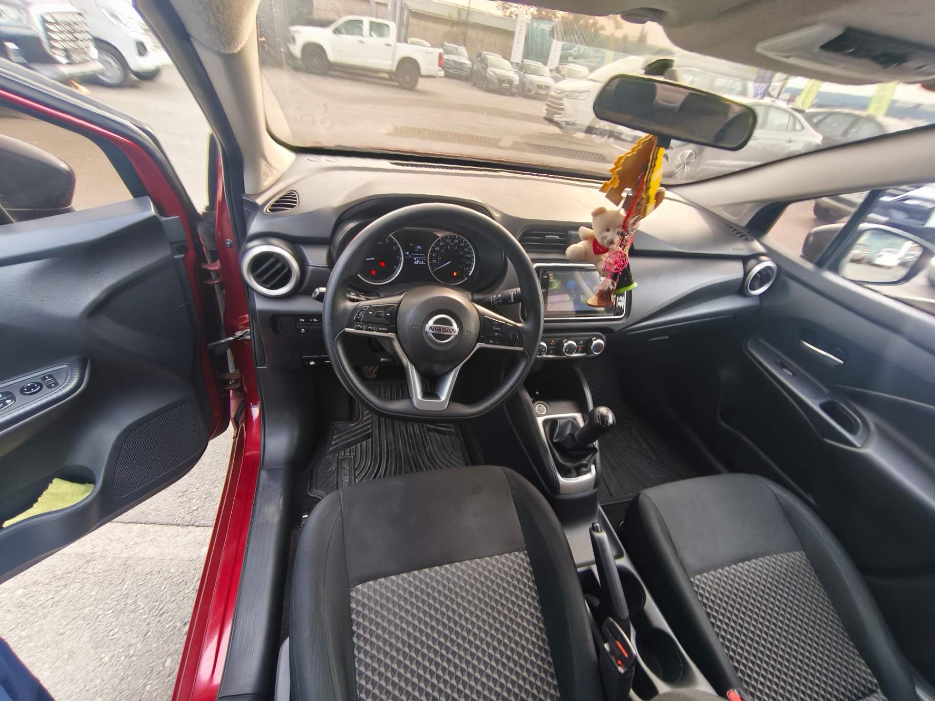 NISSAN - 2