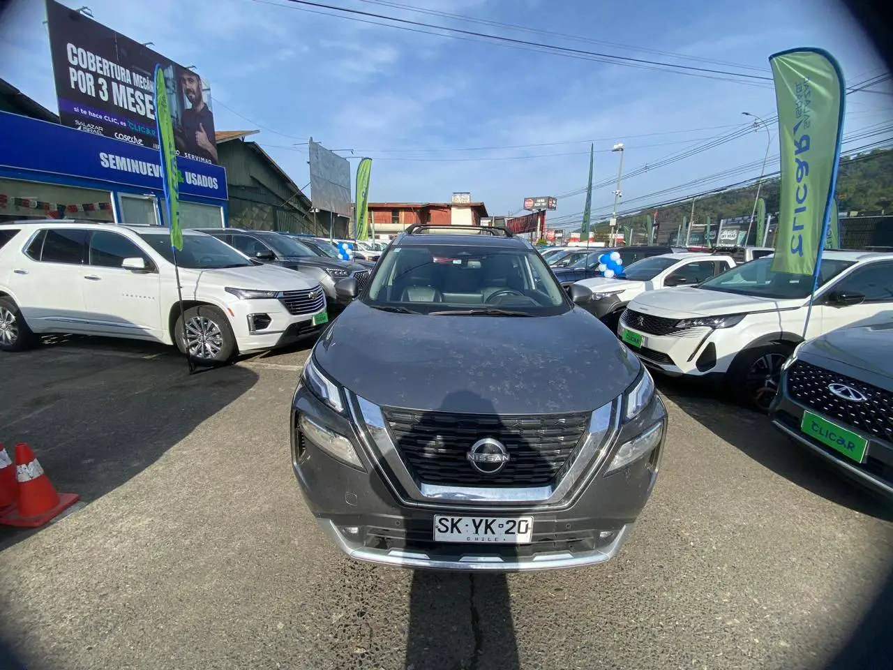 NISSAN
