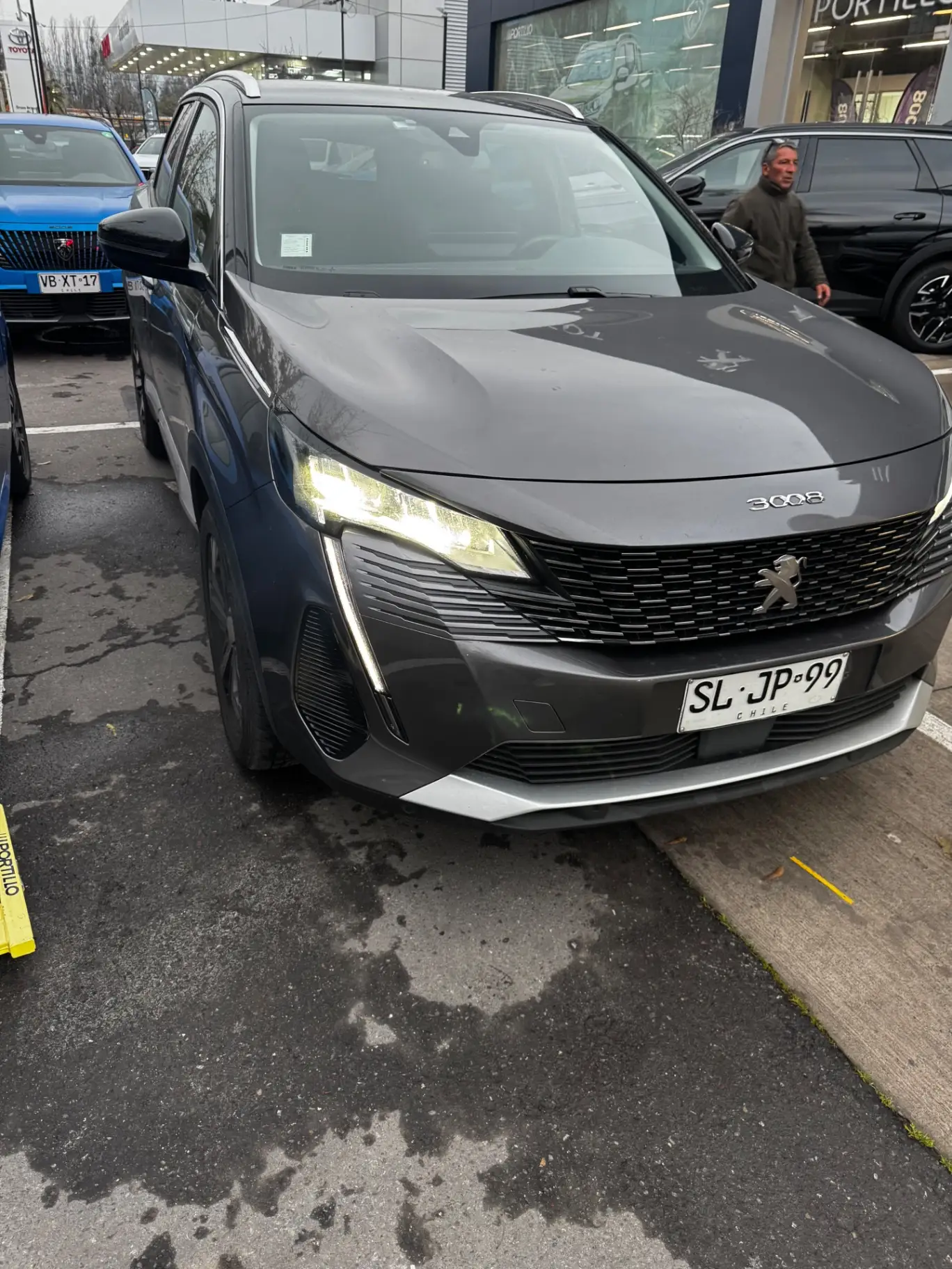 PEUGEOT
