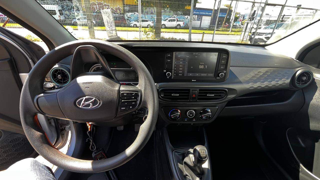 HYUNDAI - 2