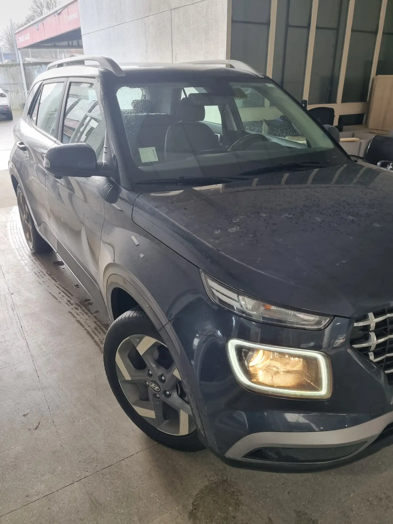 HYUNDAI - 1