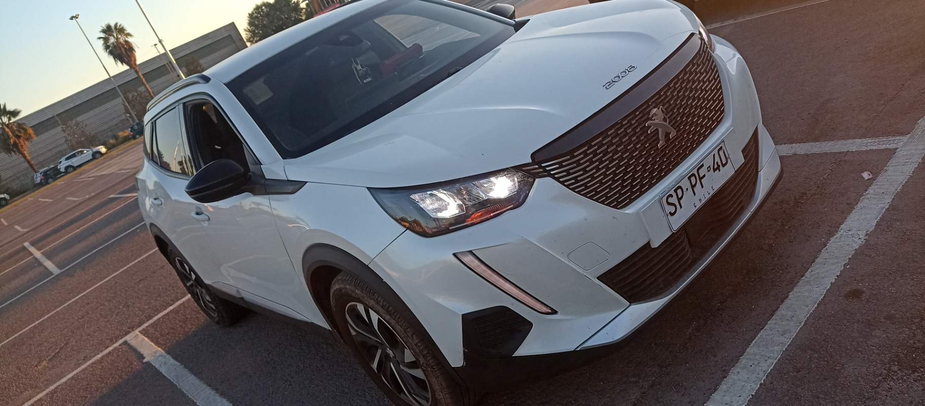PEUGEOT