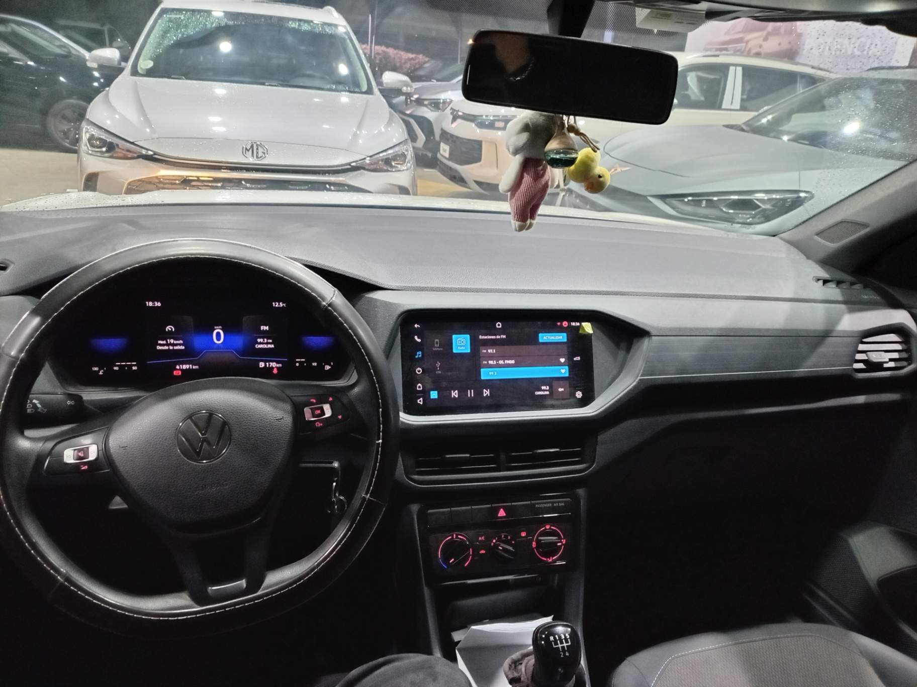 VOLKSWAGEN - 2