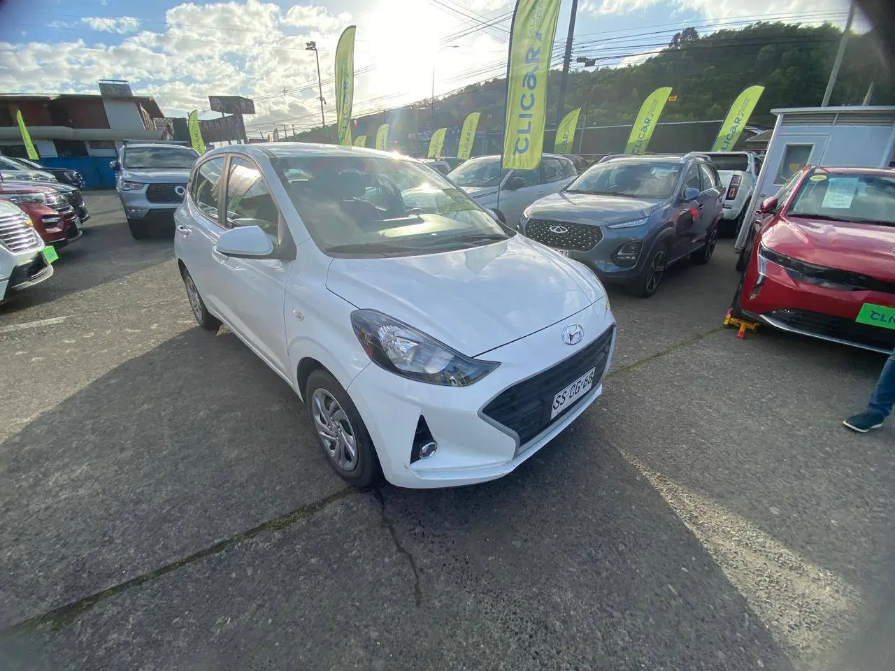 HYUNDAI