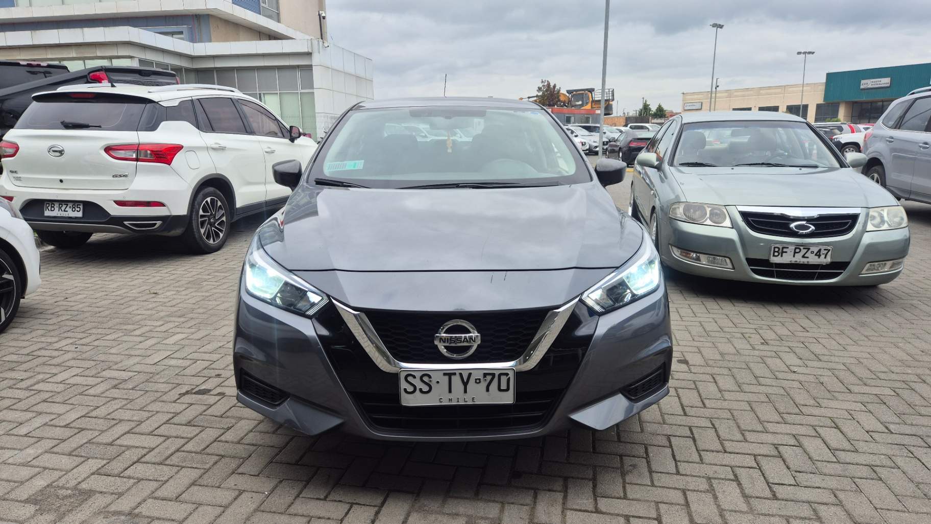 NISSAN - 1