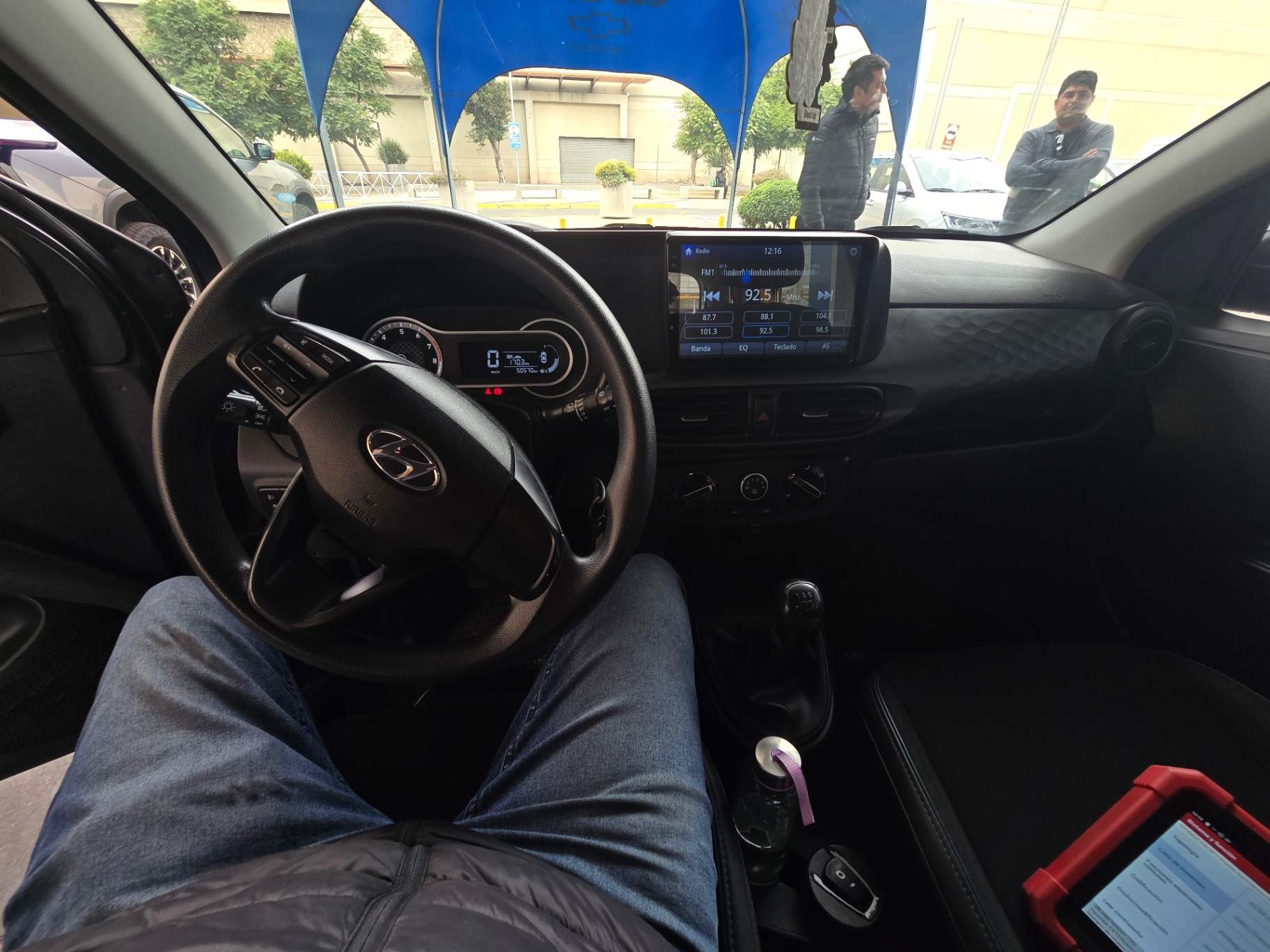 HYUNDAI - 2