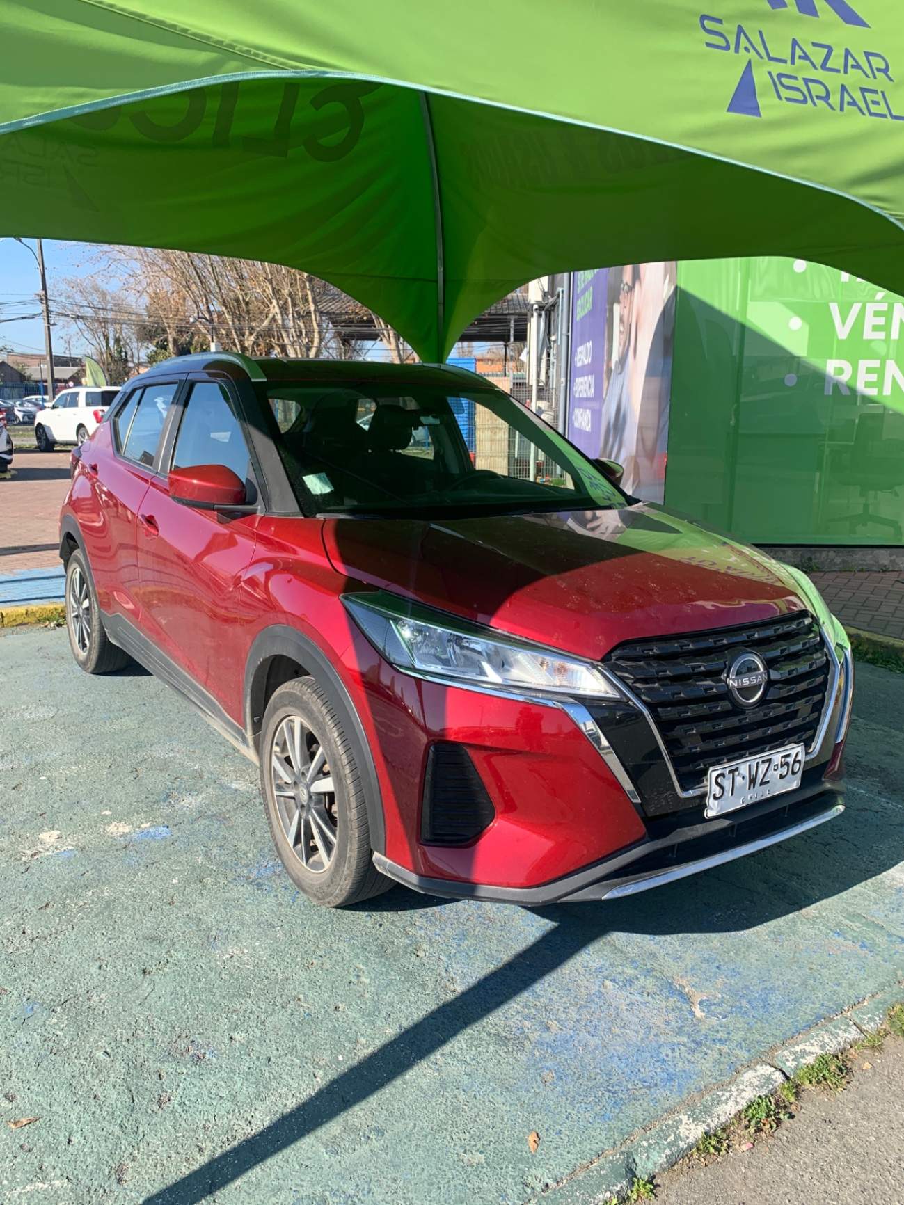 NISSAN