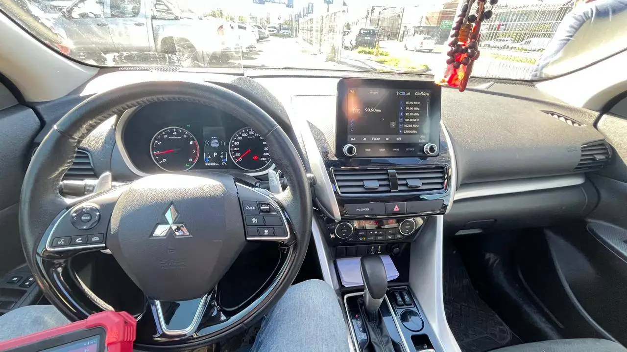 MITSUBISHI - 2
